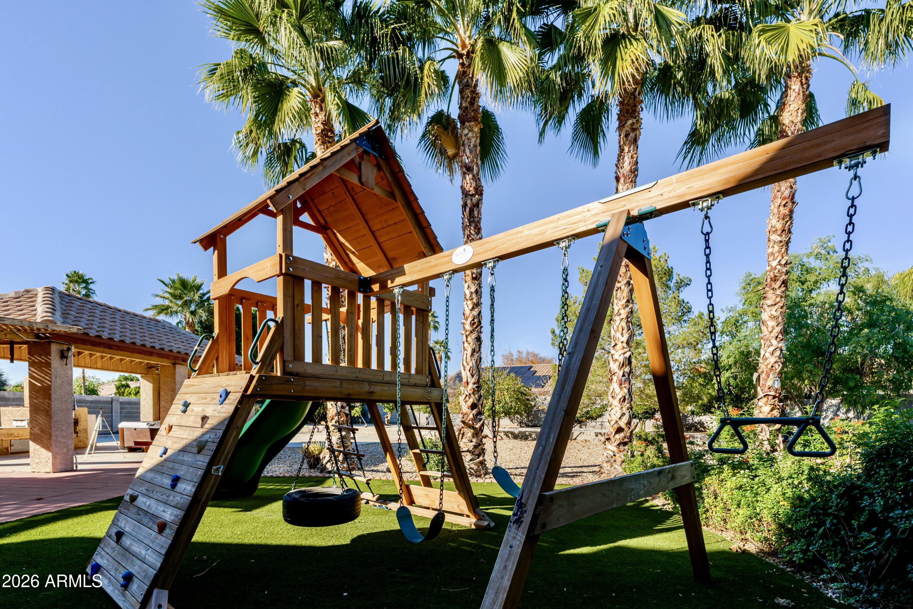 6788 W GREENBRIAR Drive