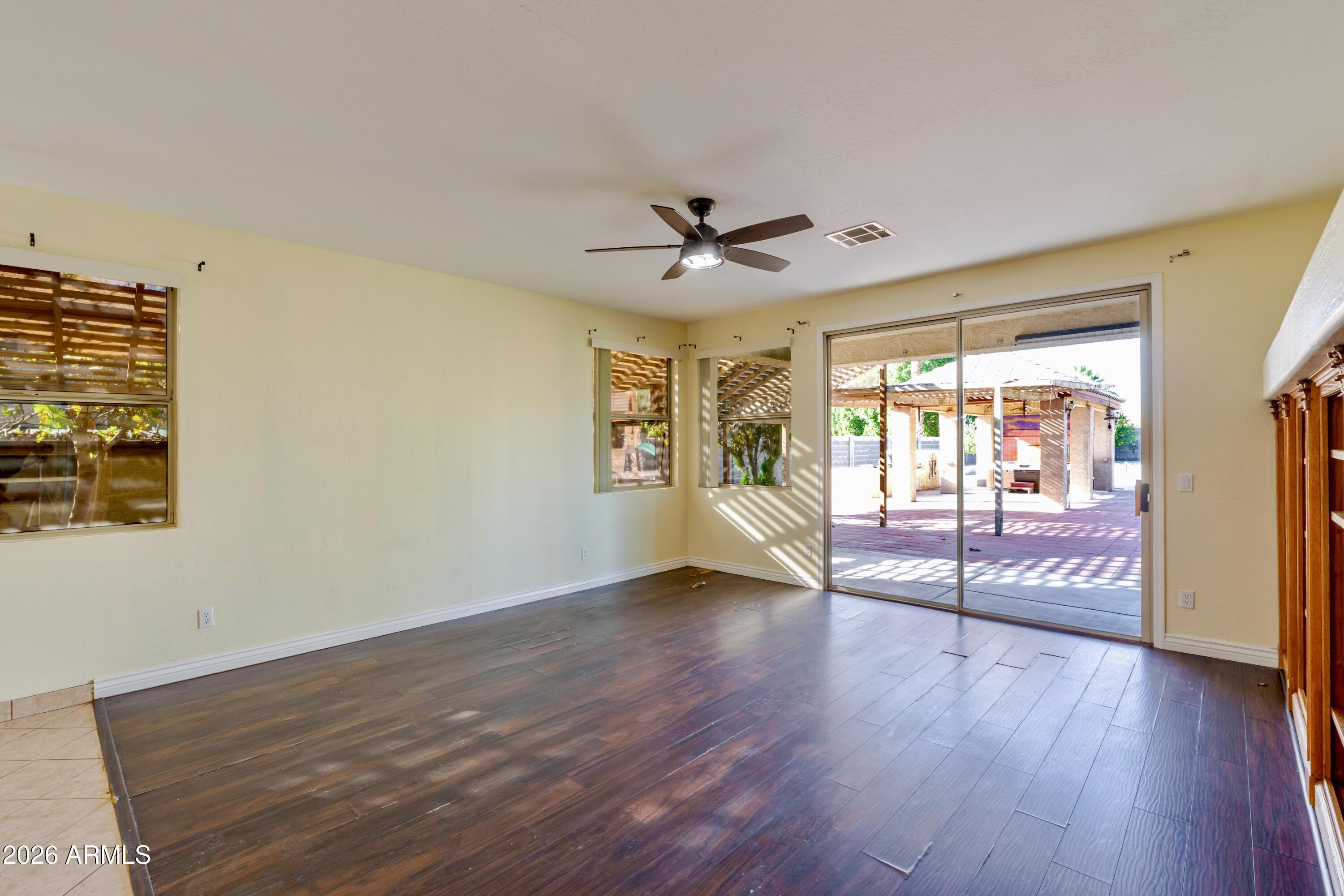 6788 W GREENBRIAR Drive