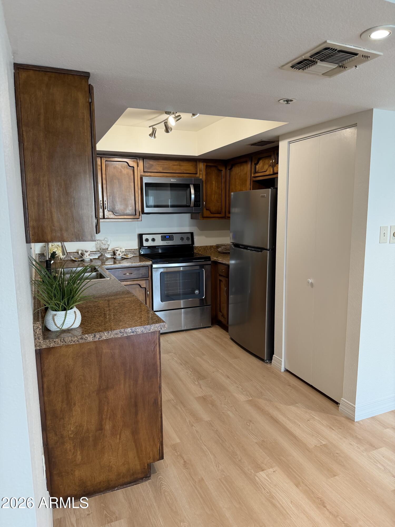 7950 E CAMELBACK Road 212