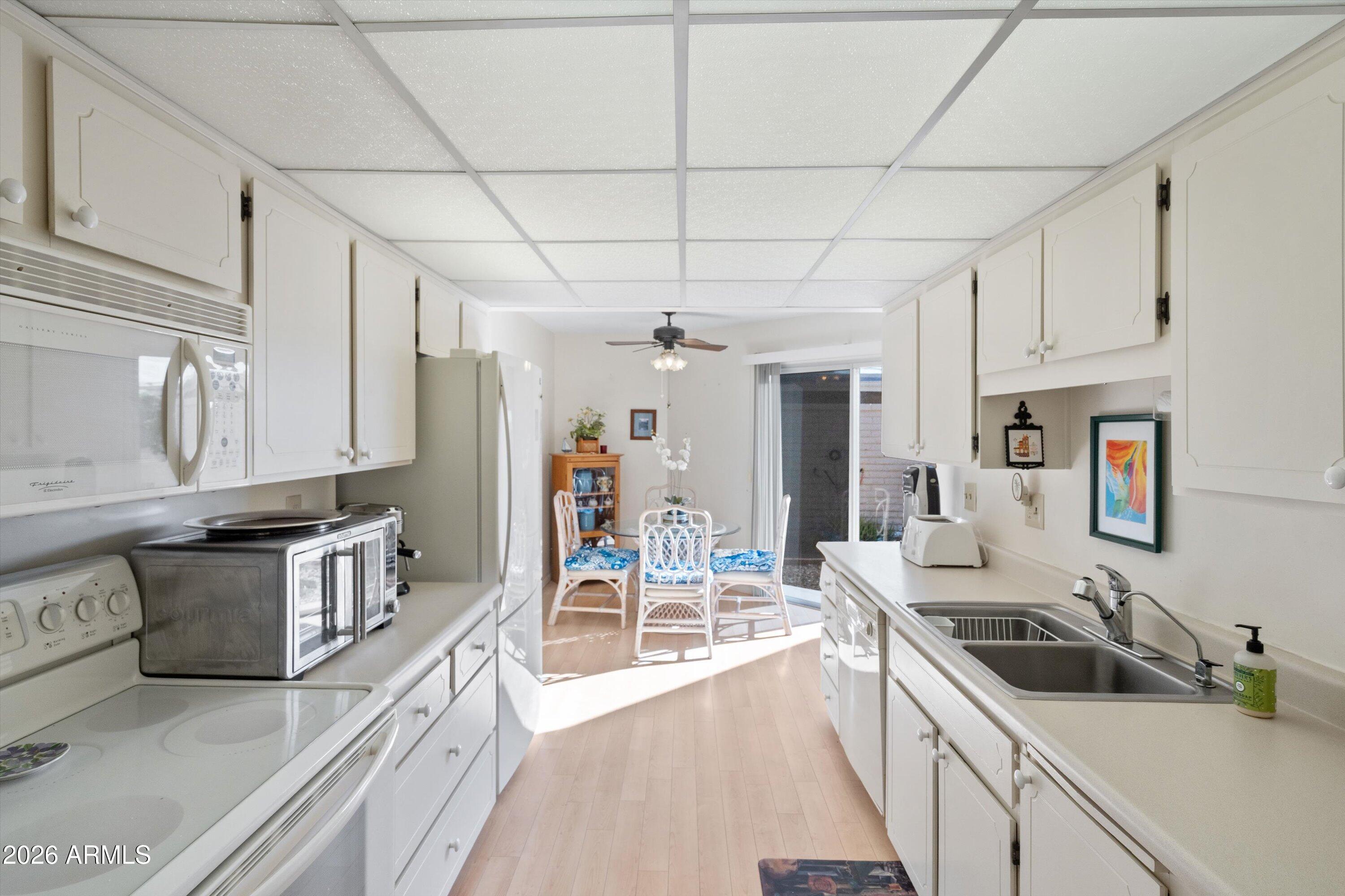 10501 W LOMA BLANCA Drive