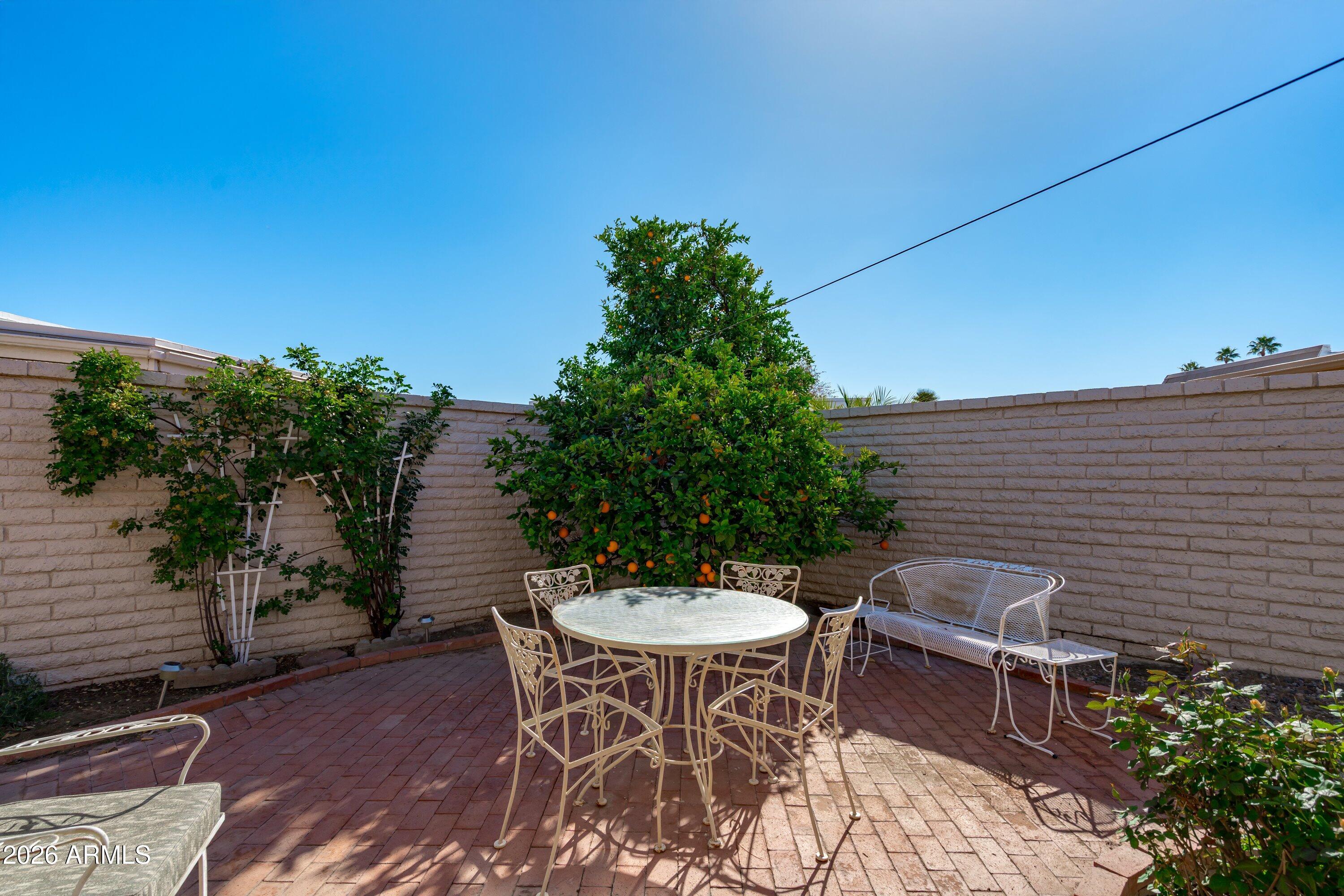 10501 W LOMA BLANCA Drive