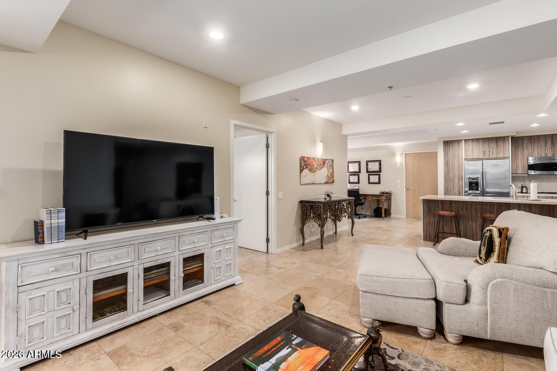 7131 E RANCHO VISTA Drive 4010