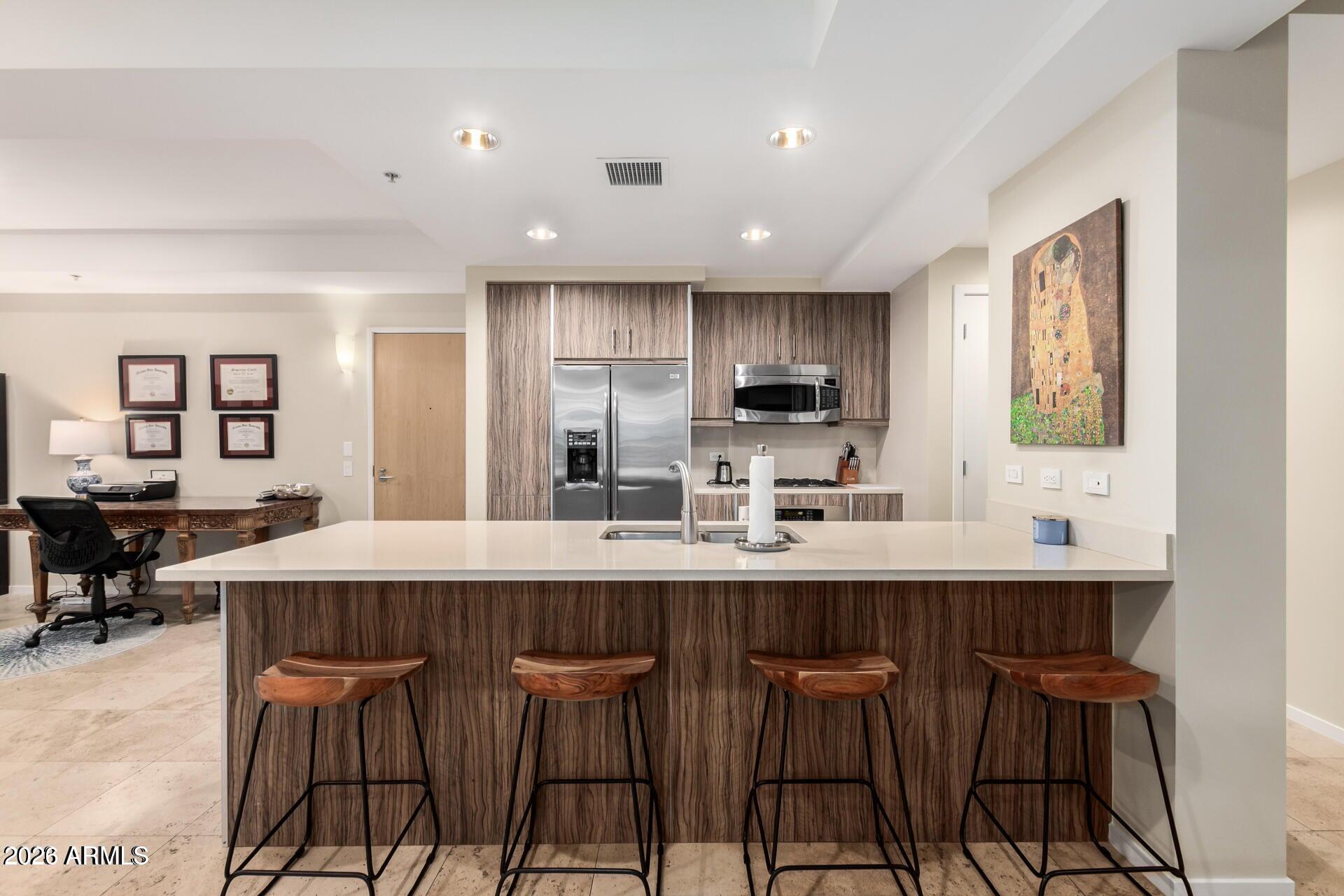 7131 E RANCHO VISTA Drive 4010