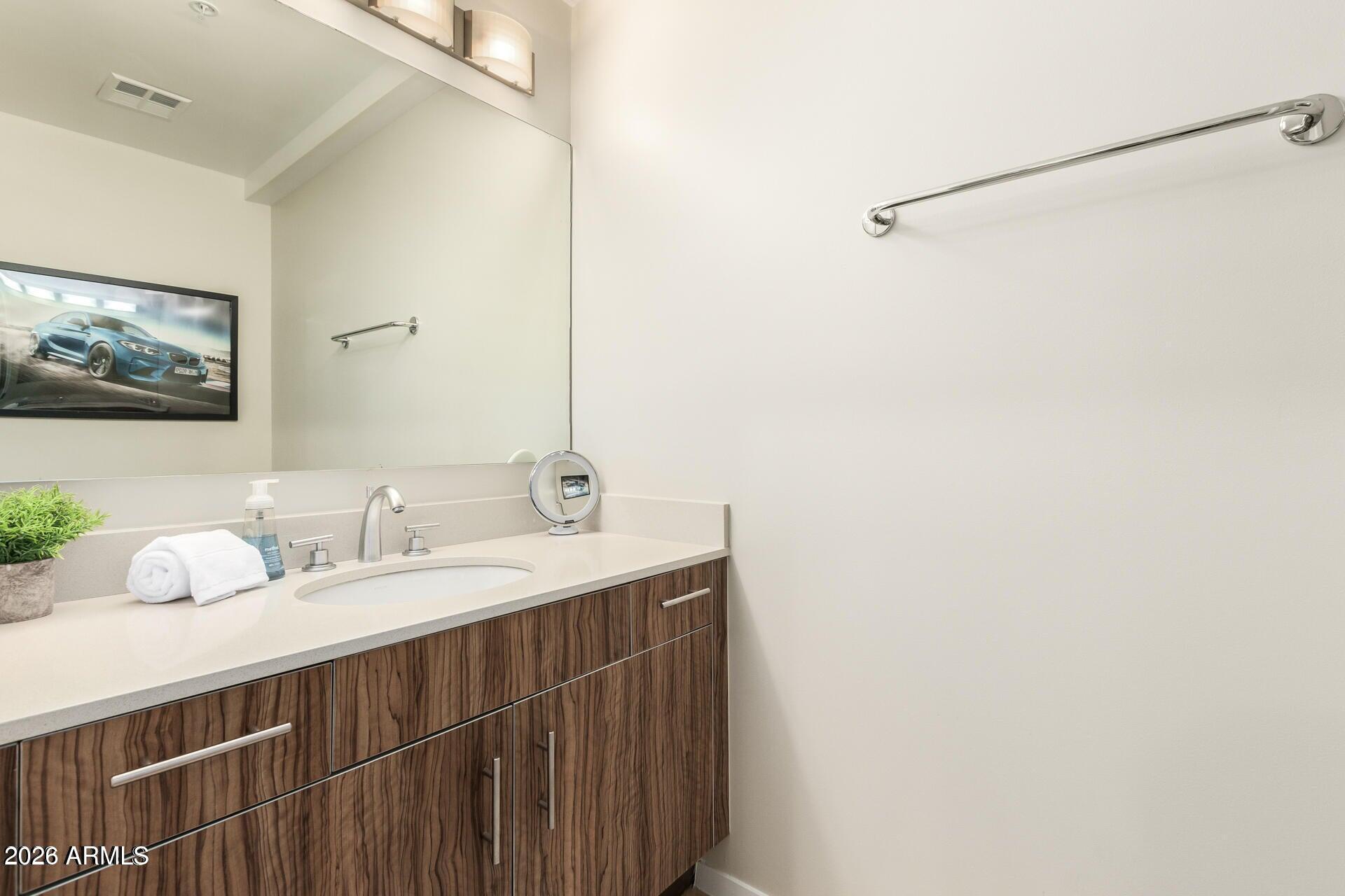 7131 E RANCHO VISTA Drive 4010