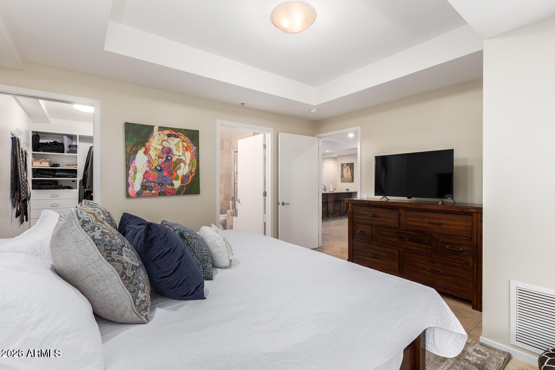 7131 E RANCHO VISTA Drive 4010