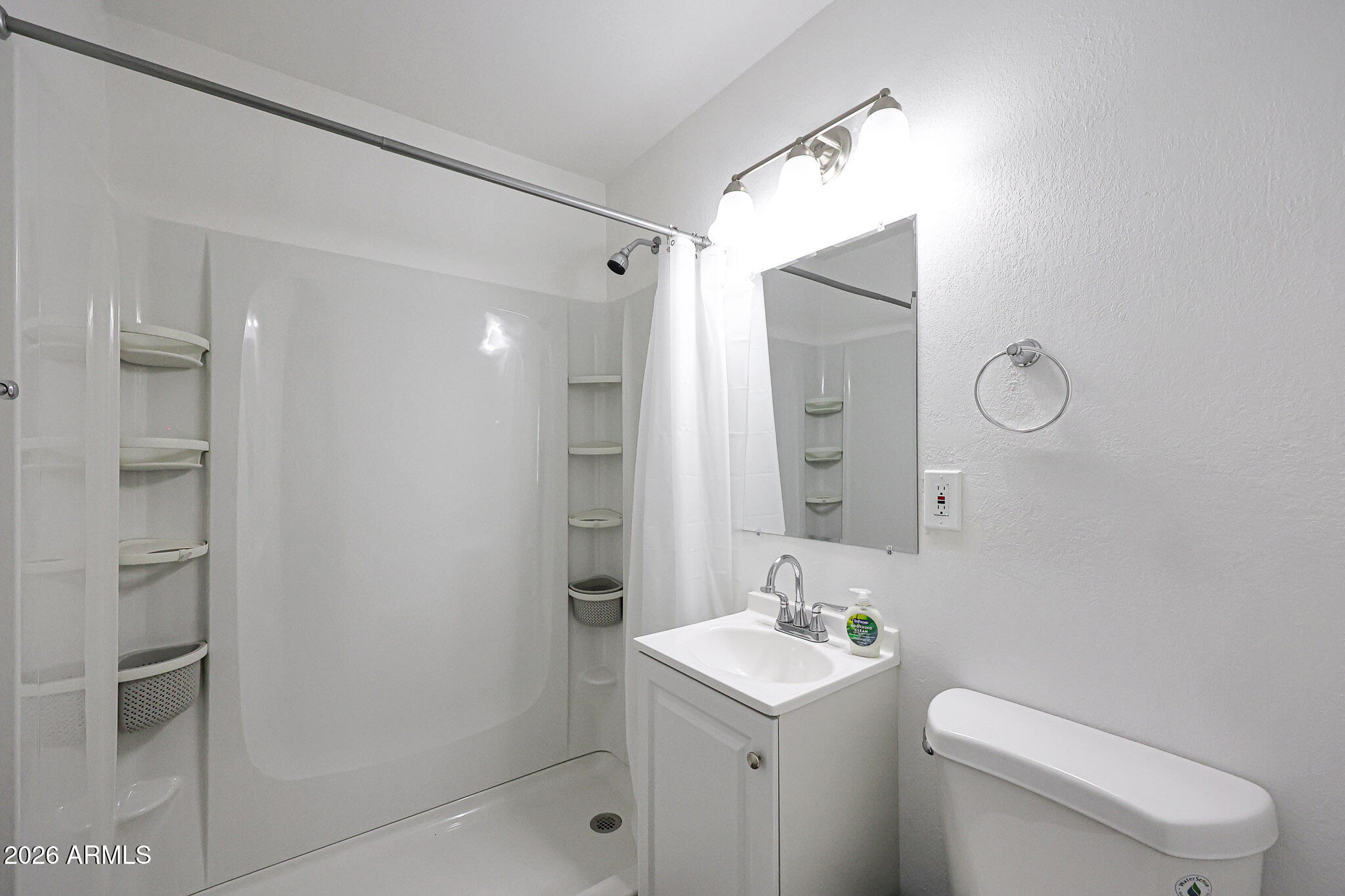 1339 E Glenrosa Avenue