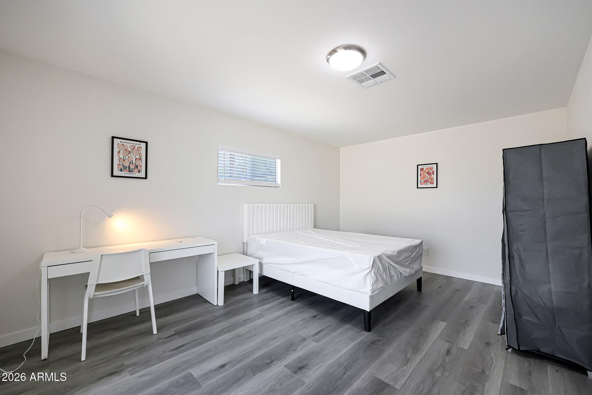 1339 E Glenrosa Avenue