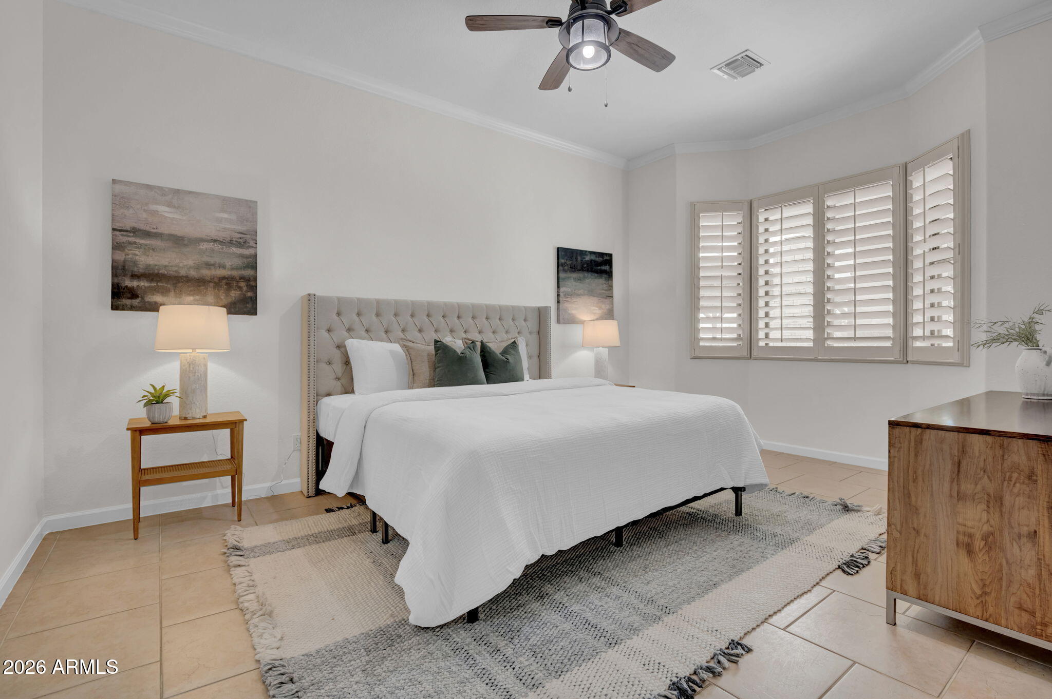 19349 W WINDSOR Avenue