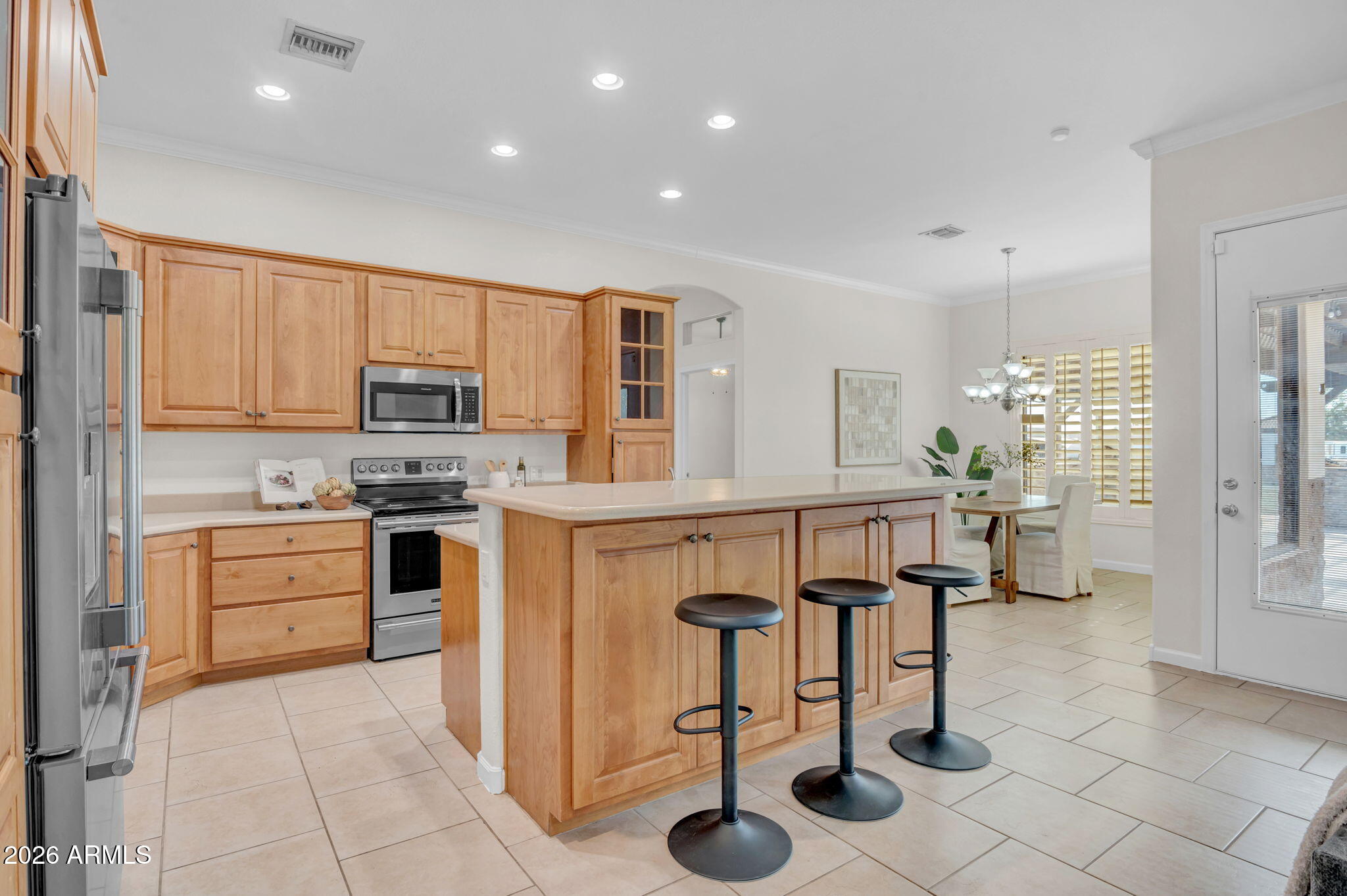 19349 W WINDSOR Avenue