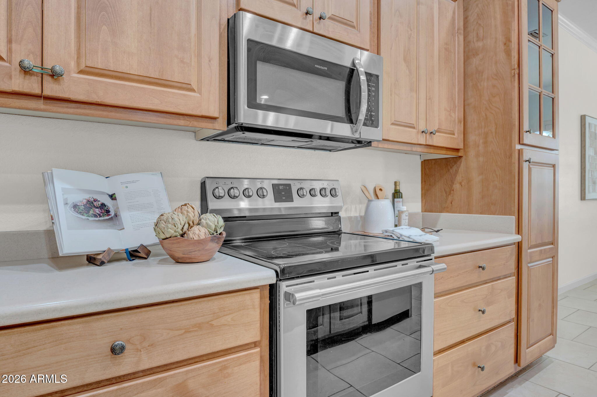 19349 W WINDSOR Avenue