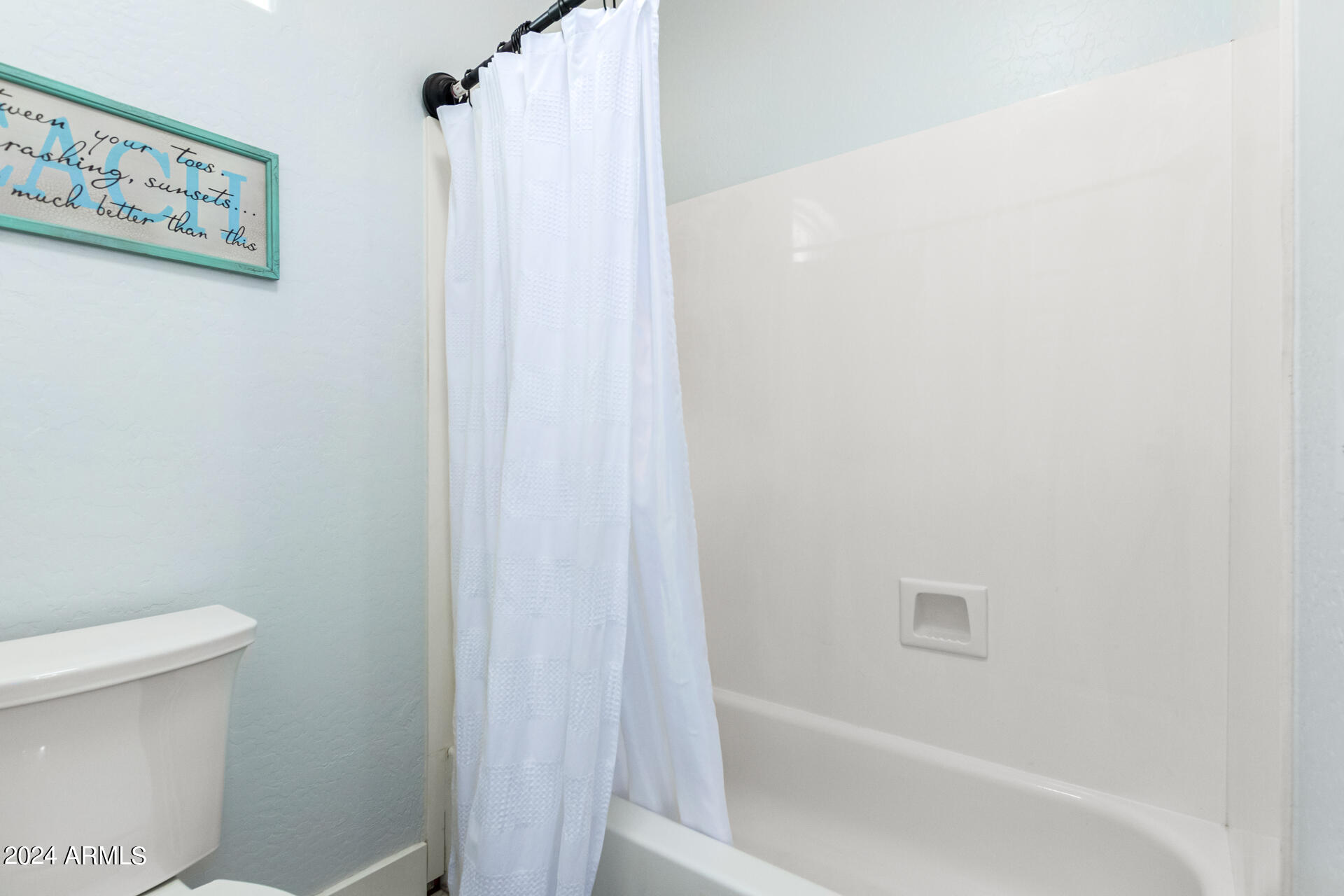 7329 E TAILFEATHER Drive