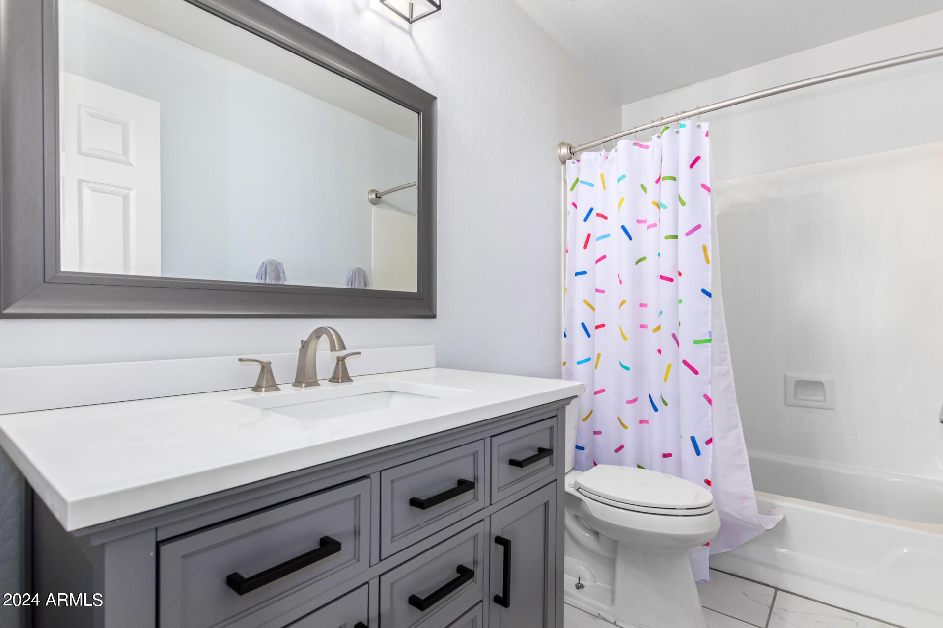 7329 E TAILFEATHER Drive