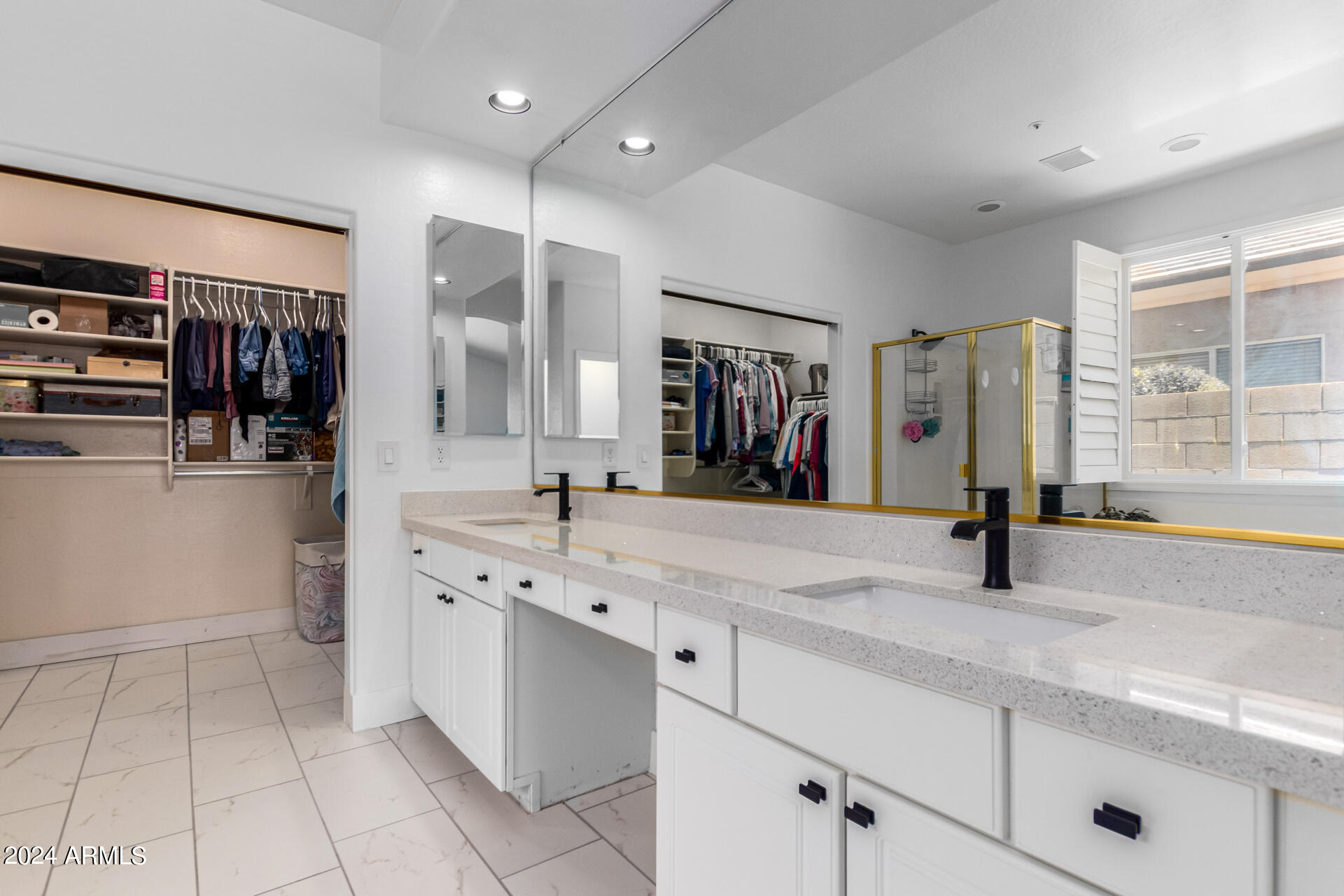 7329 E TAILFEATHER Drive