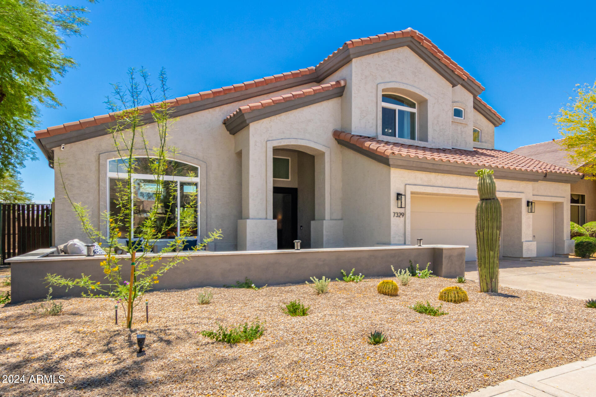 7329 E TAILFEATHER Drive