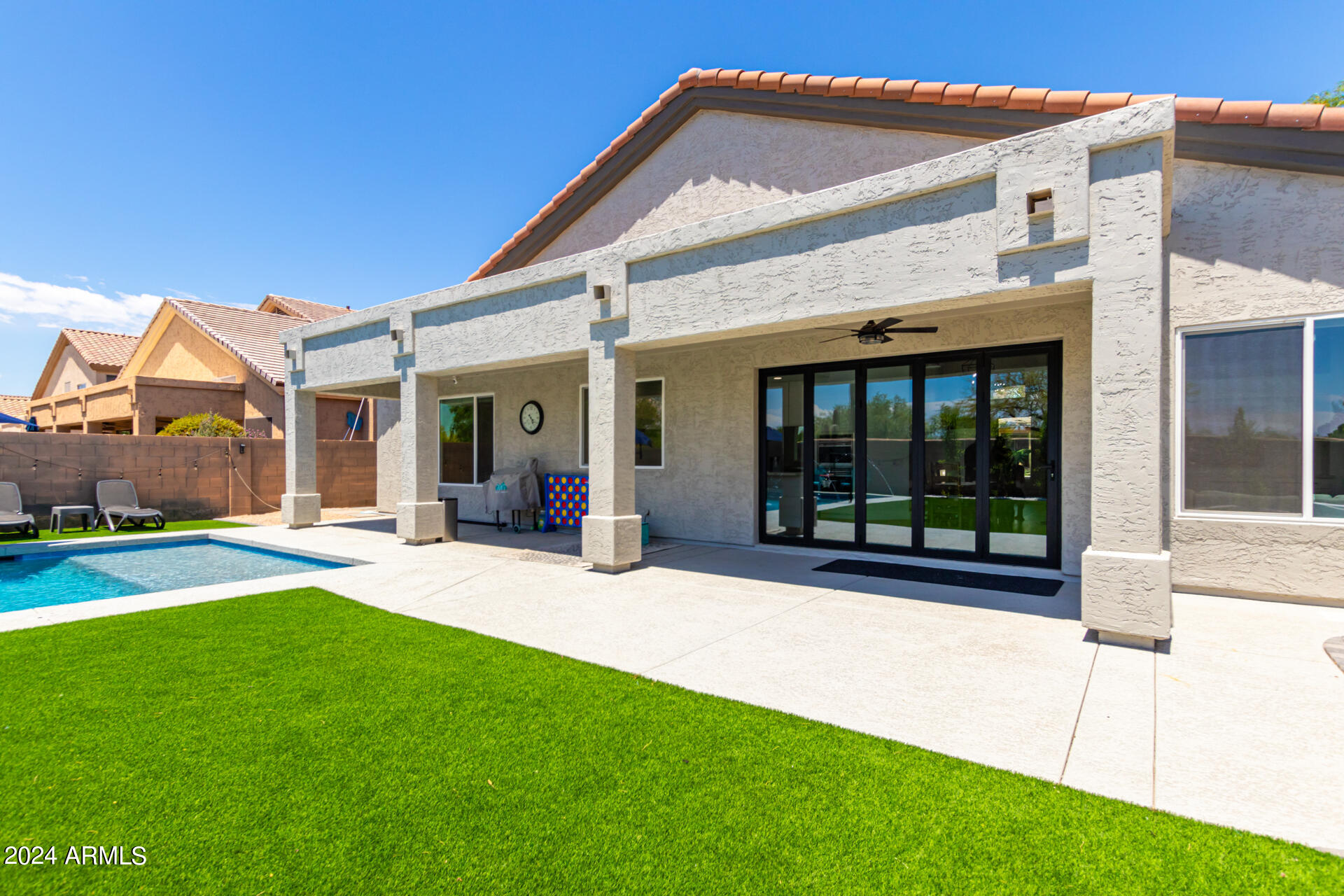 7329 E TAILFEATHER Drive