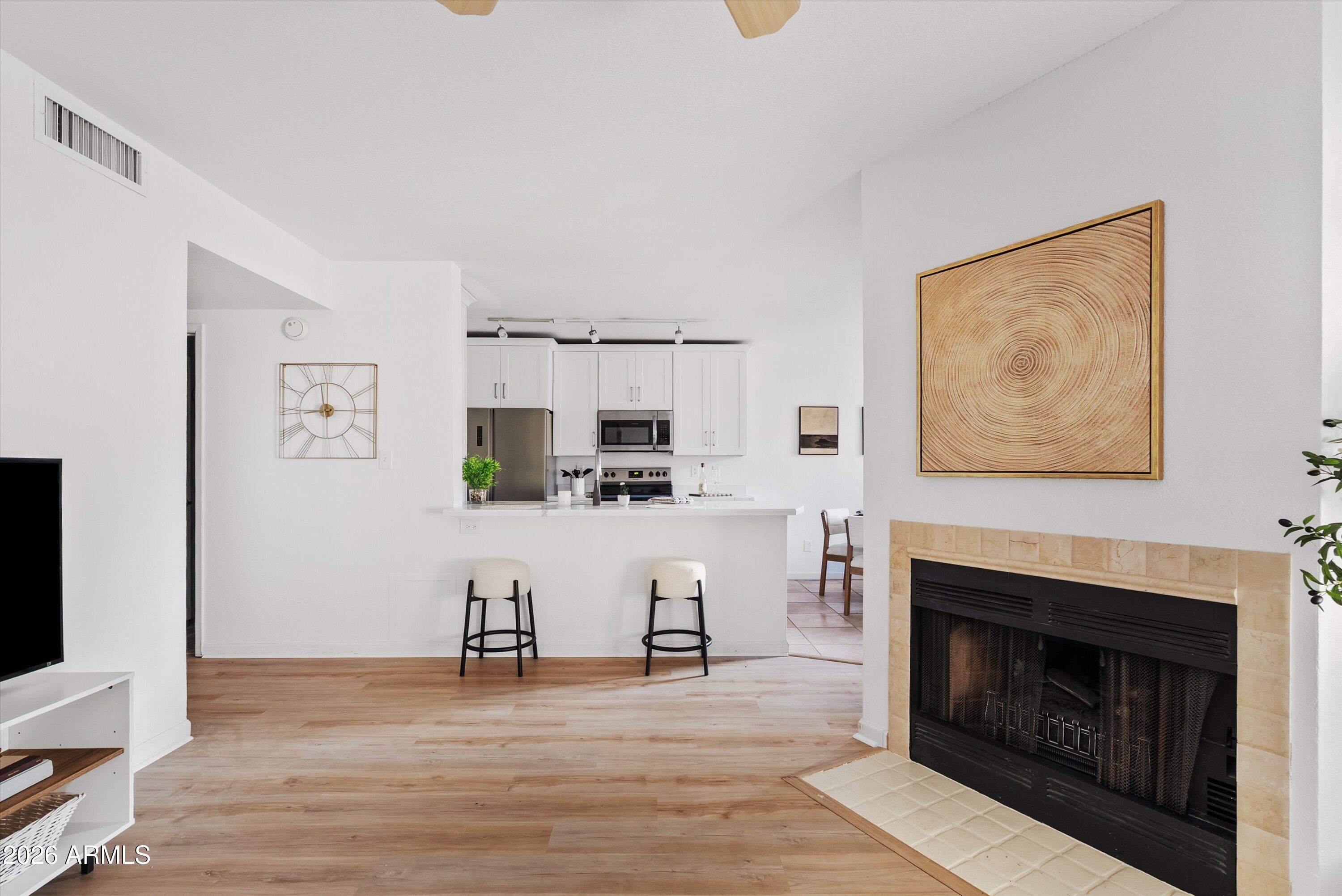 5230 E BROWN Road 117