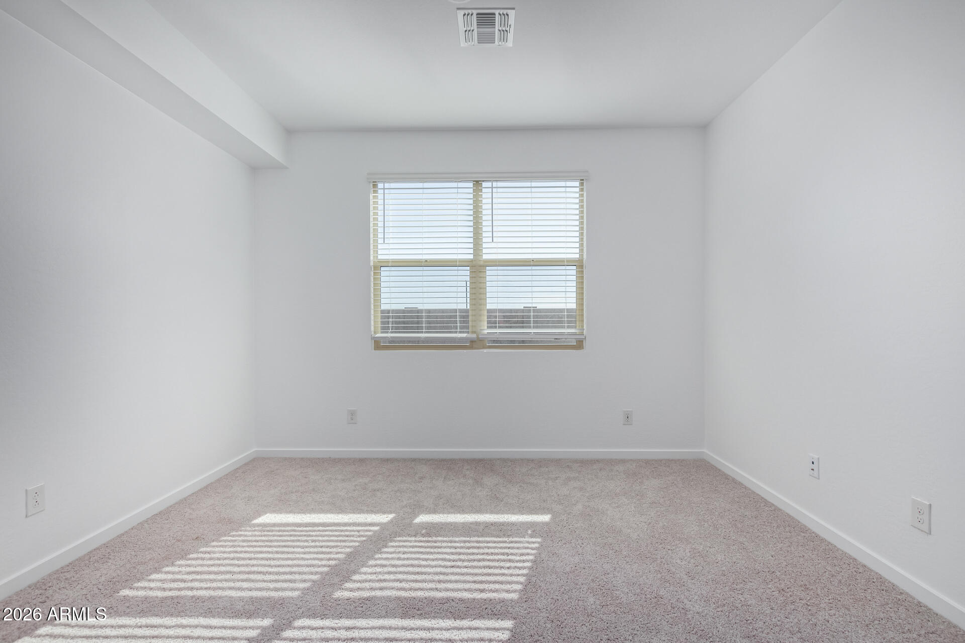 16009 W SMOKETREE Drive