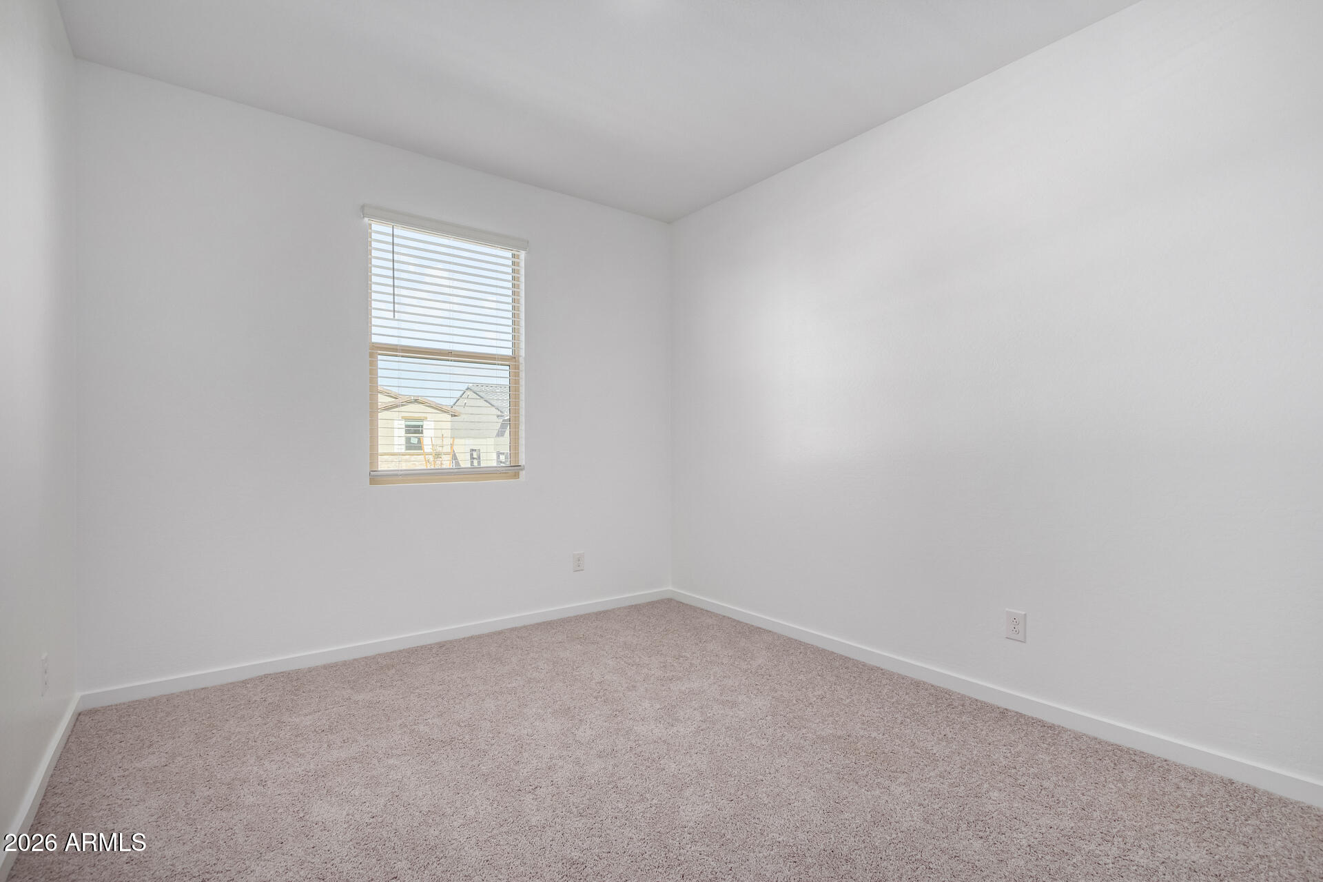 16009 W SMOKETREE Drive