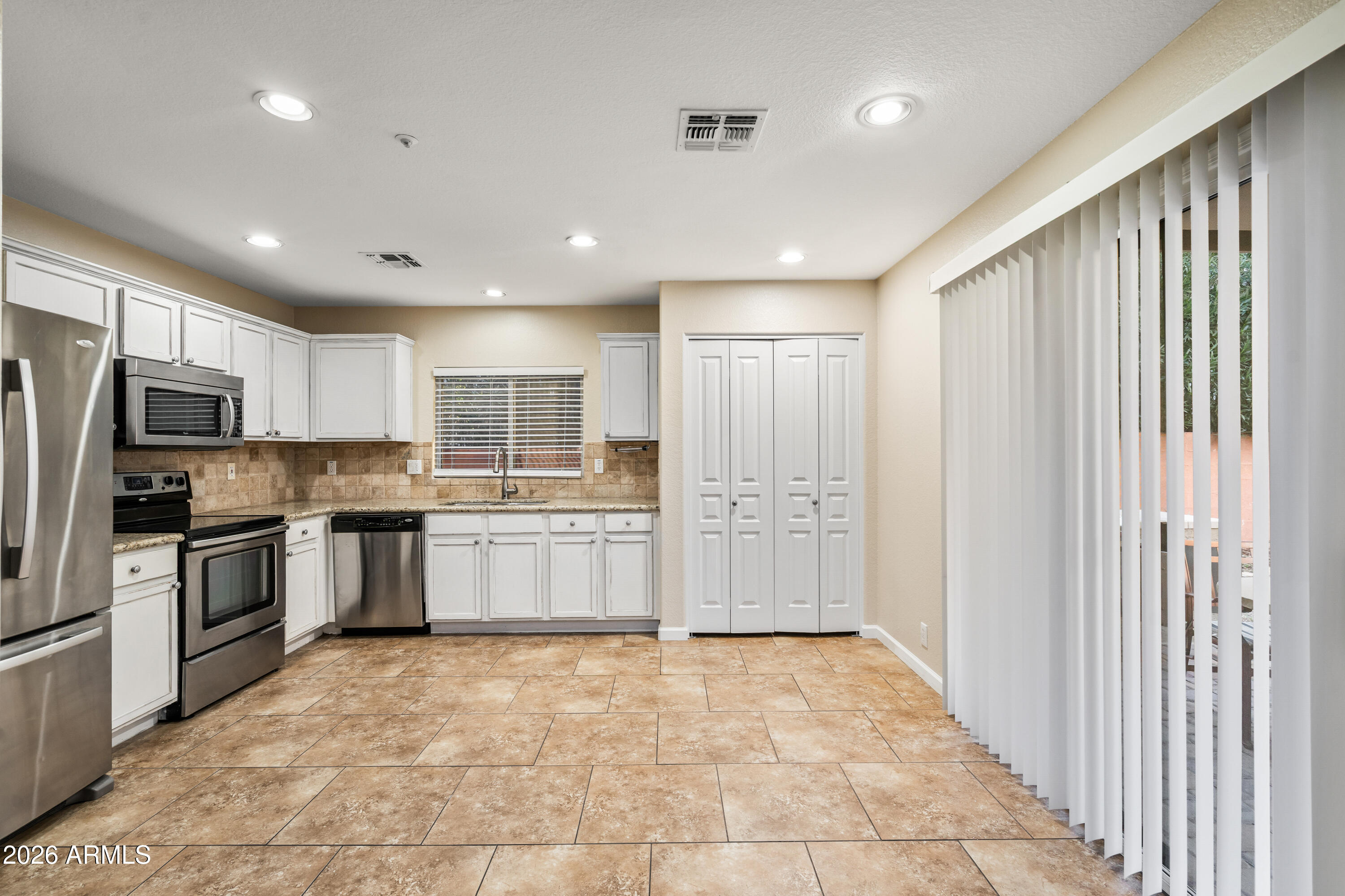 15550 N FRANK LLOYD WRIGHT Boulevard 1054