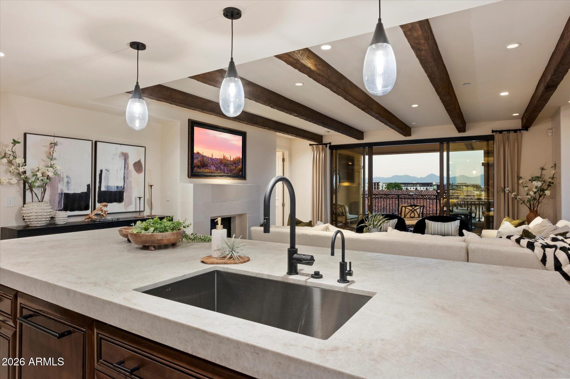 7181 E CAMELBACK Road 506