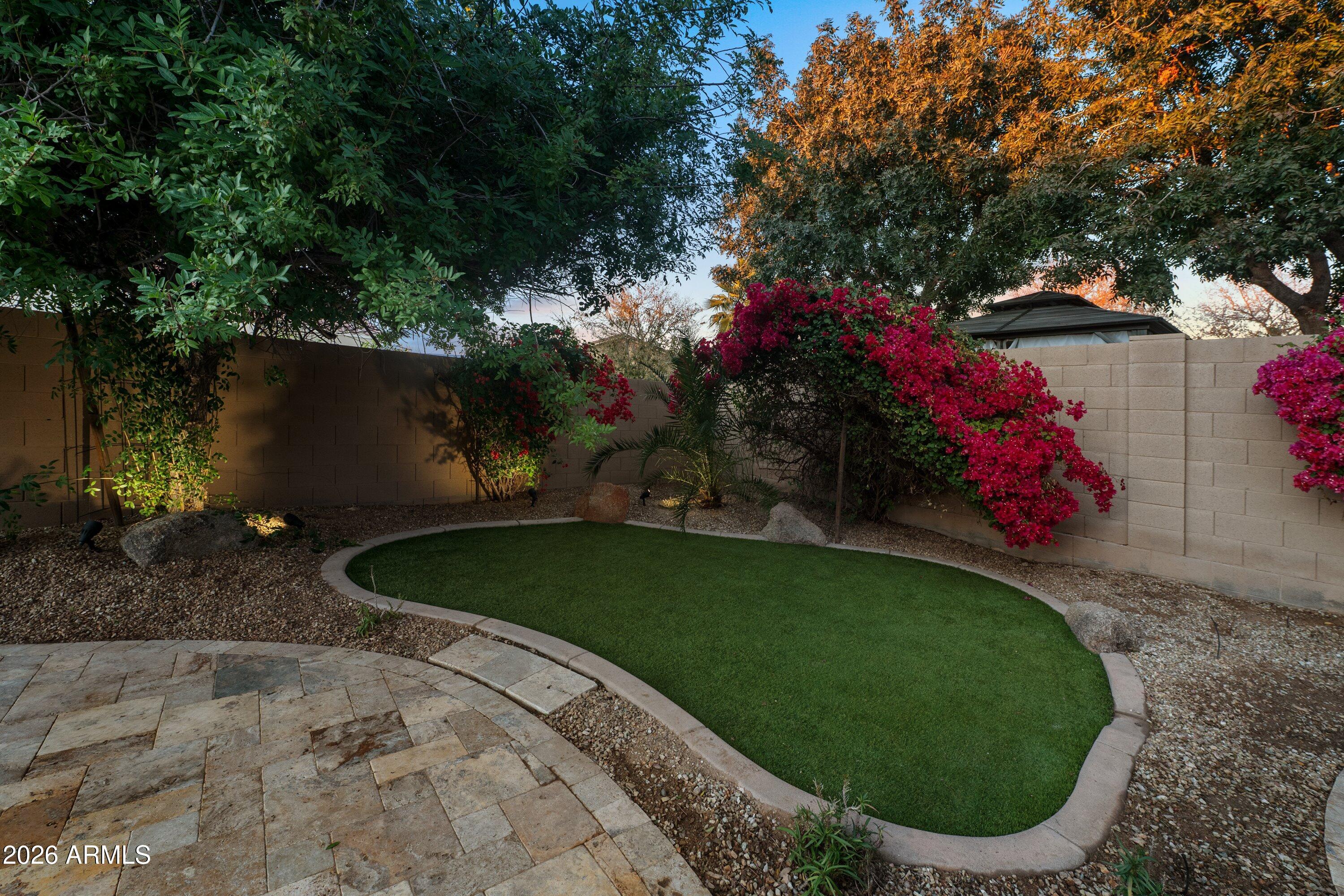 3738 E RIOPELLE Avenue