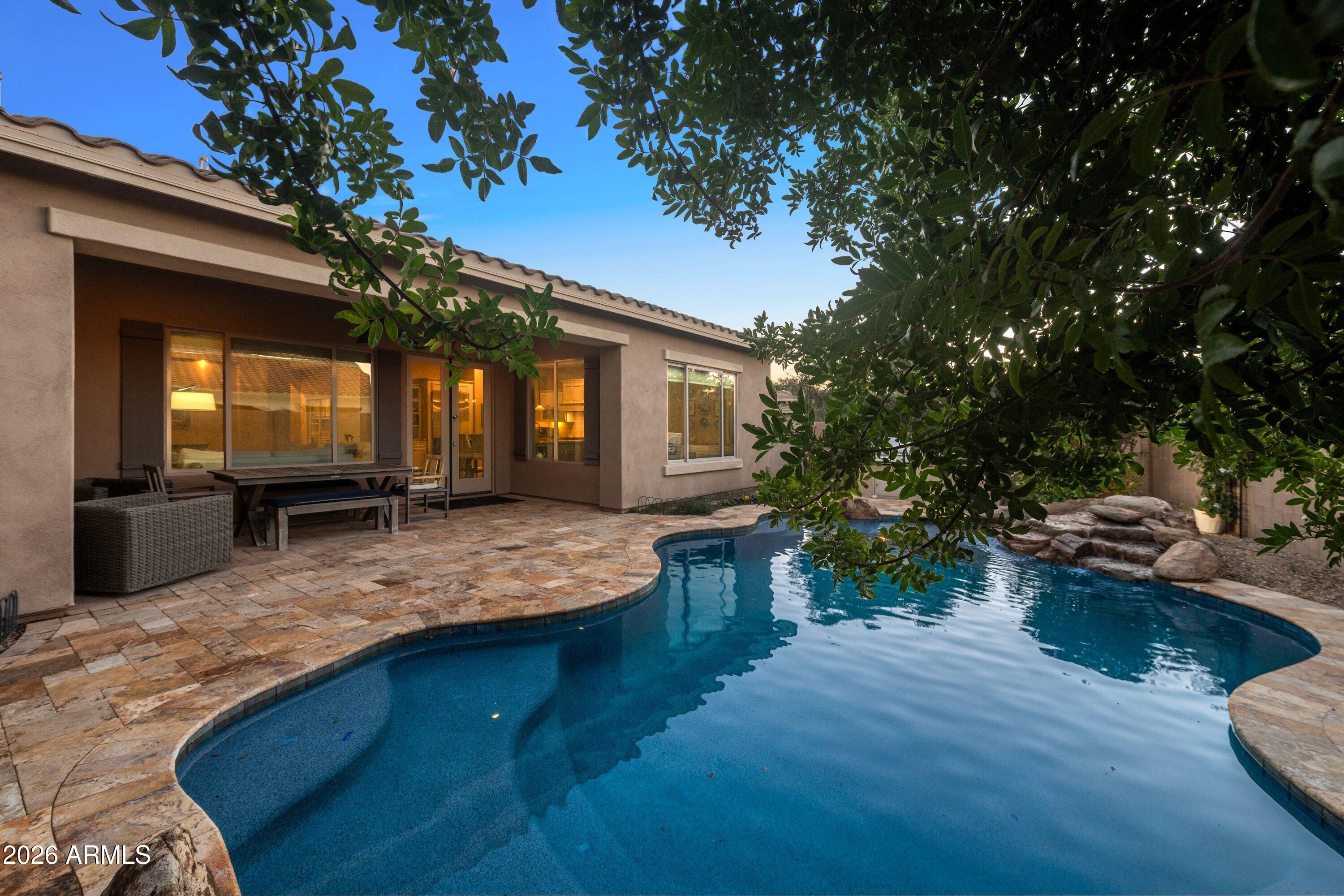 3738 E RIOPELLE Avenue