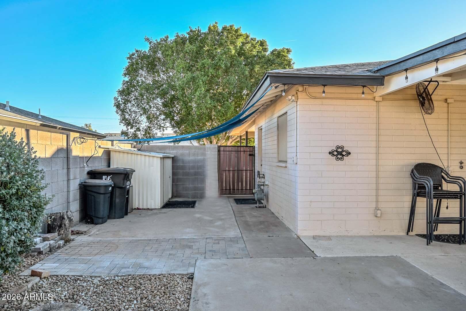 6816 E CORONADO Road