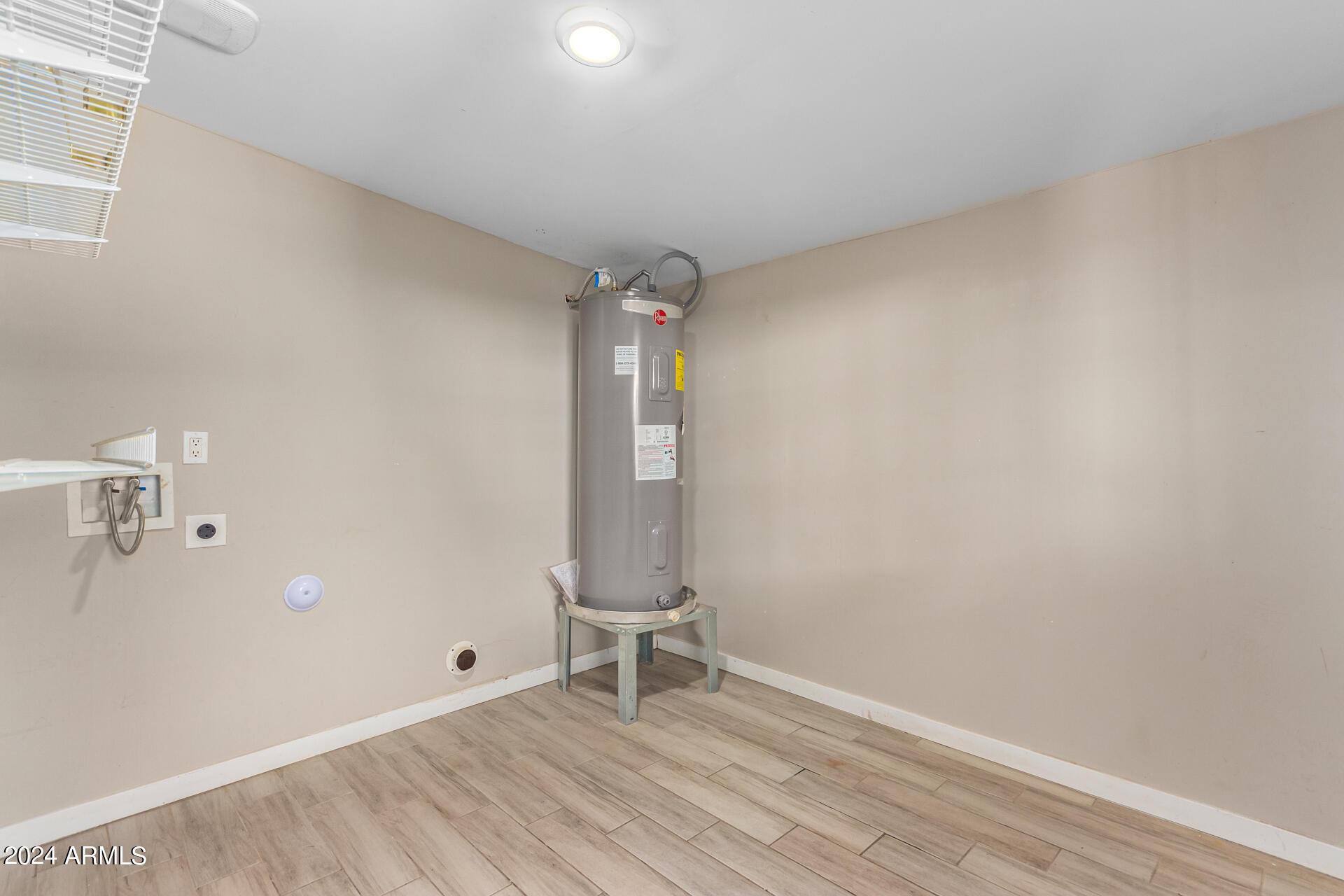 3212 W JACKSON Street