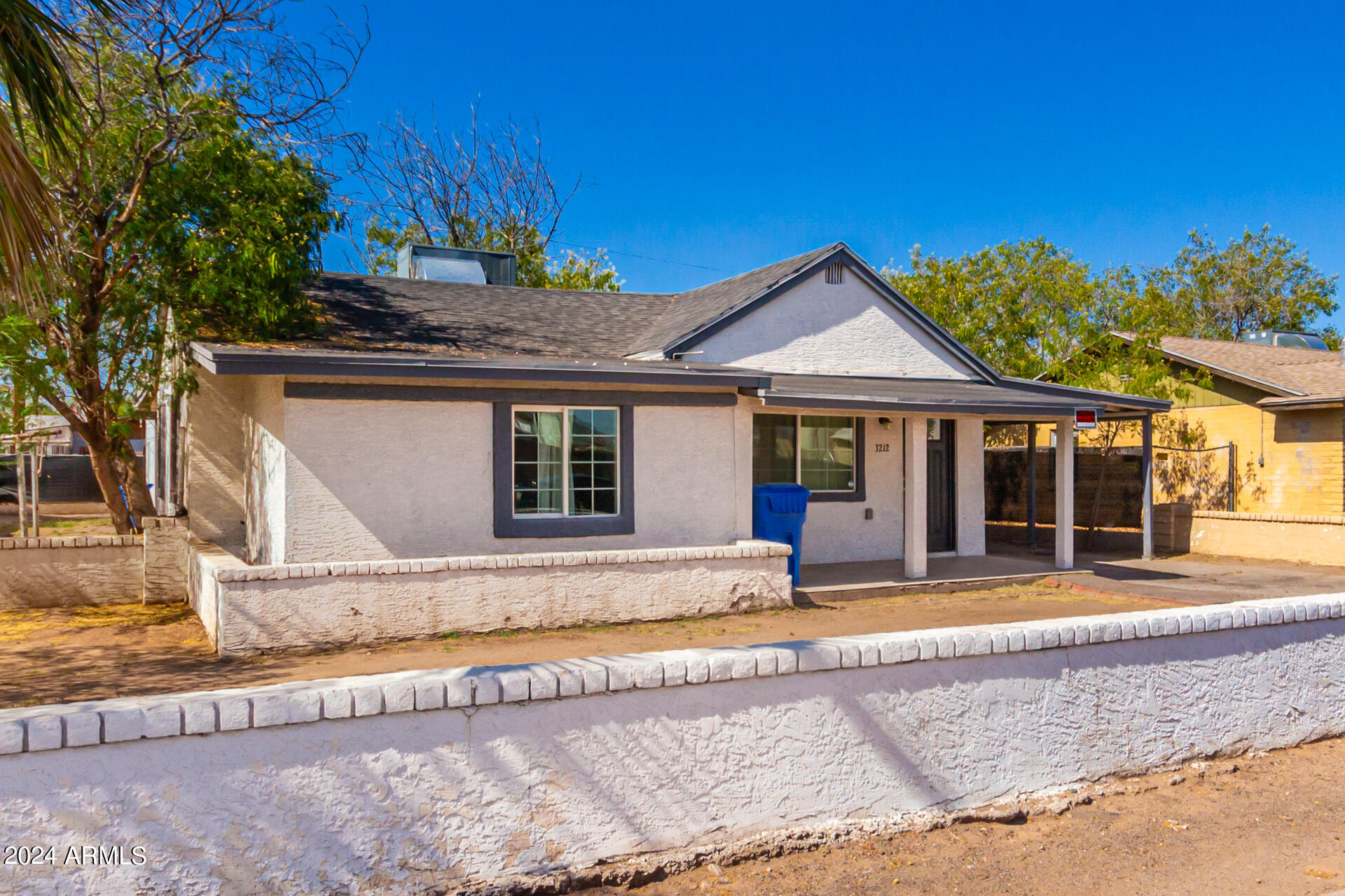 3212 W JACKSON Street