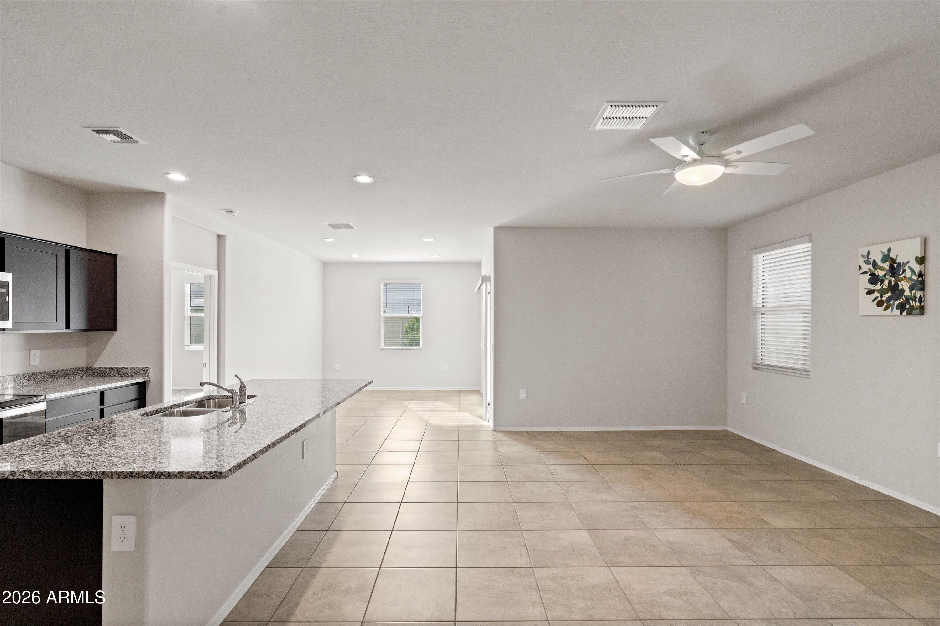 18621 W Hackamore Drive