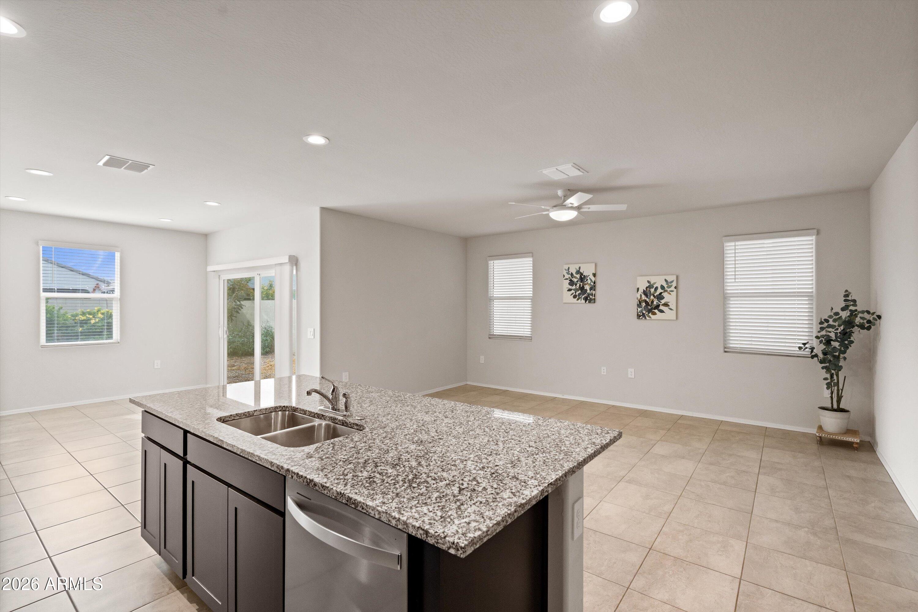 18621 W Hackamore Drive