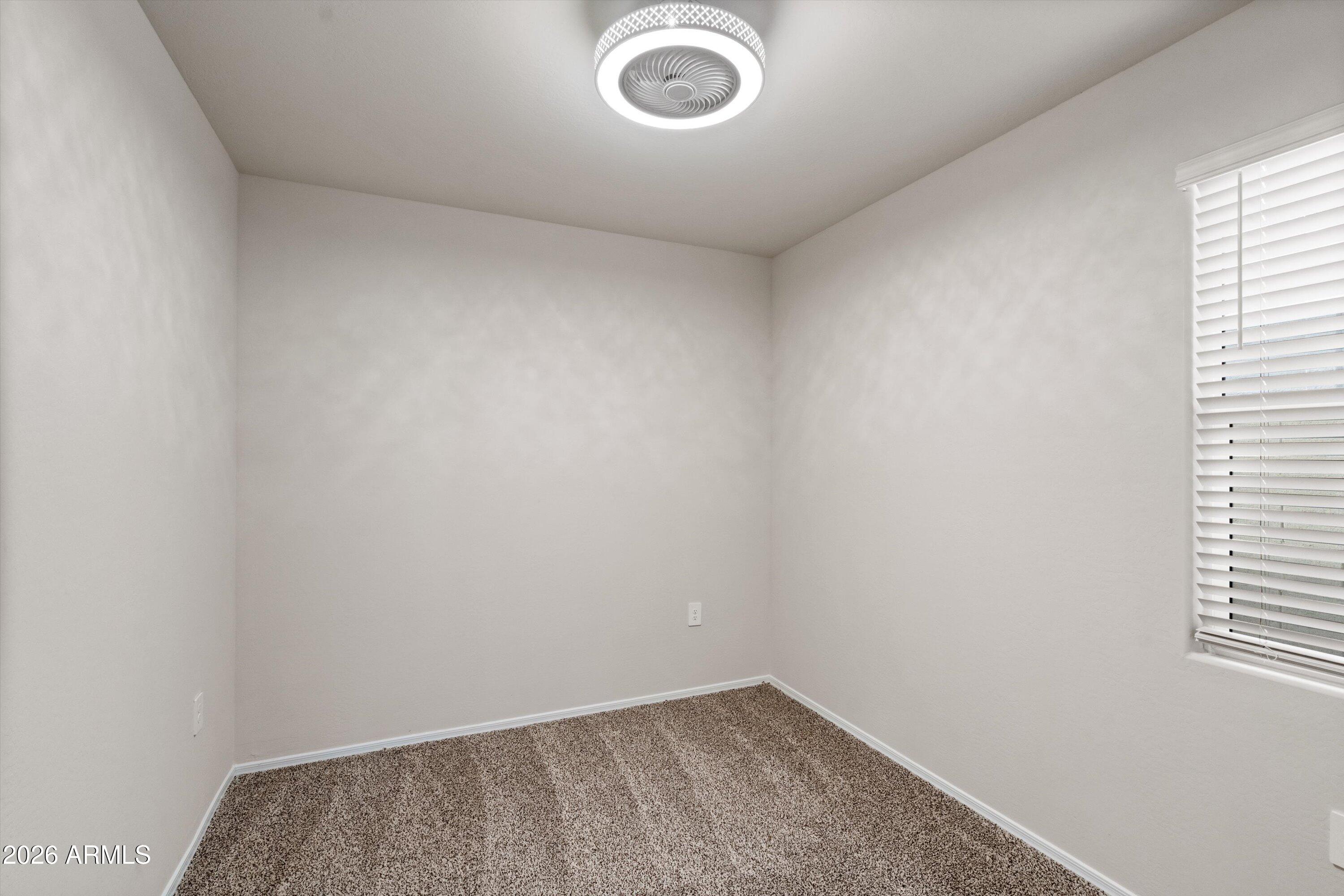 18621 W Hackamore Drive