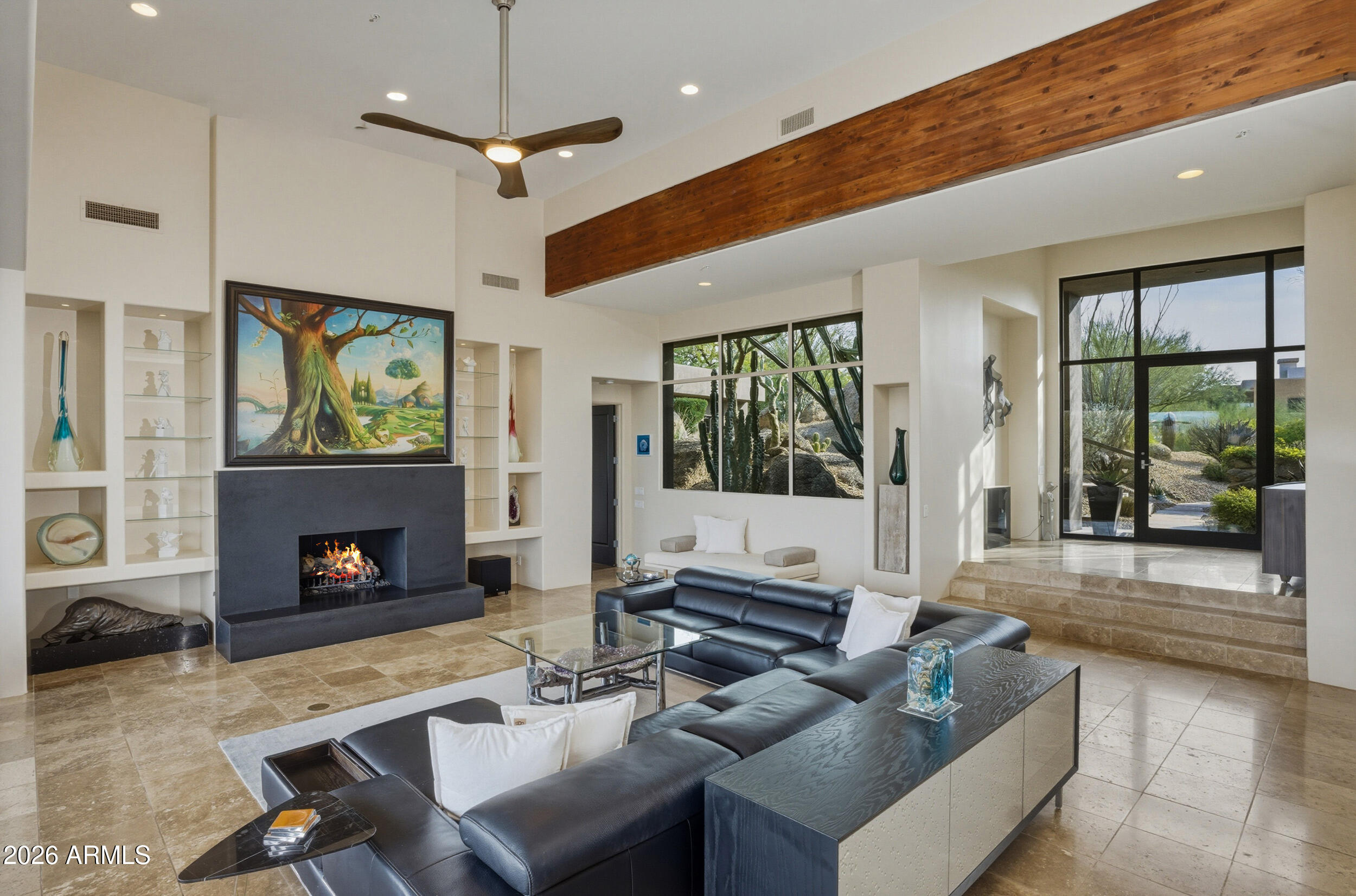 10664 E MONUMENT Drive