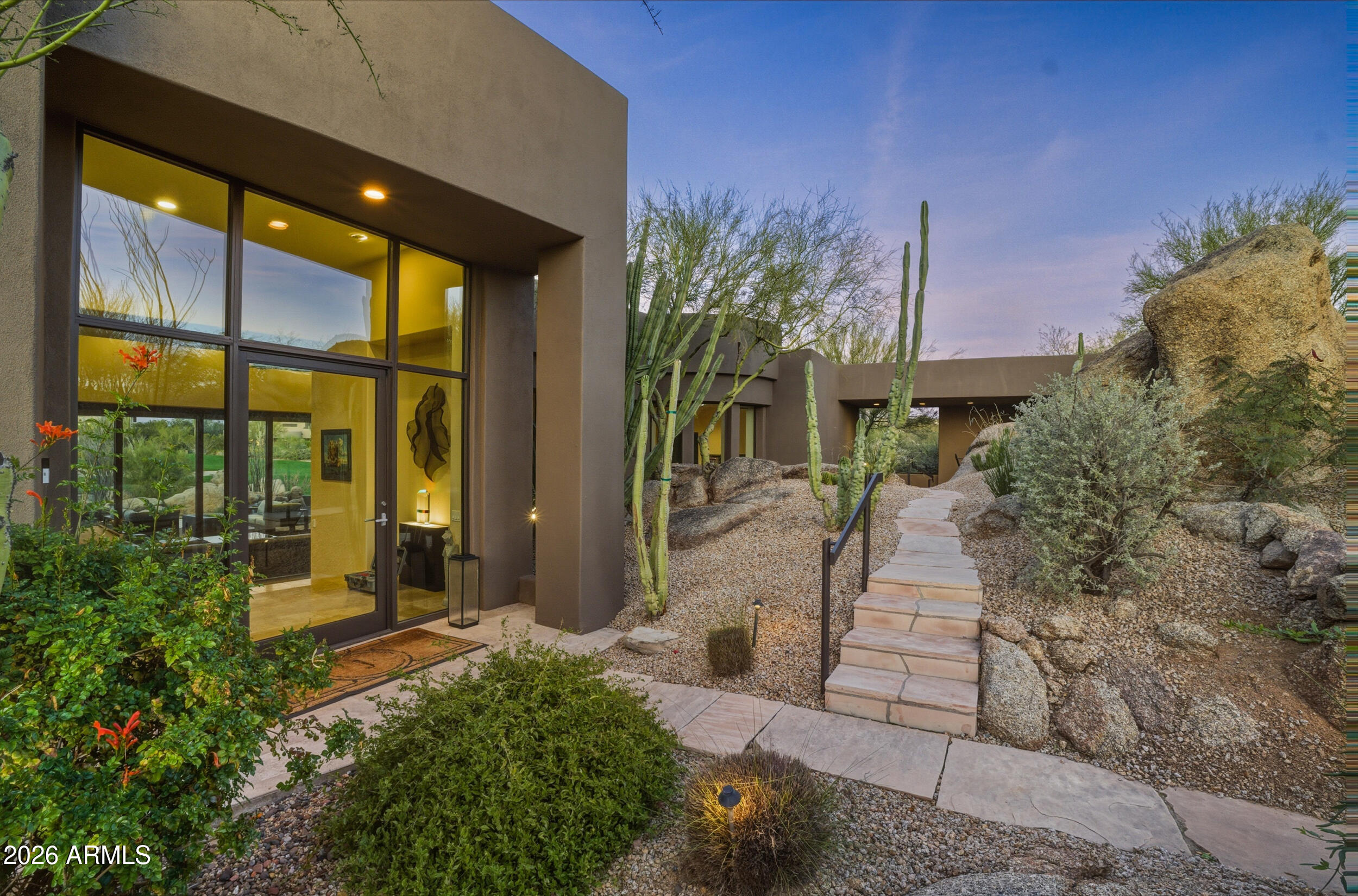 10664 E MONUMENT Drive