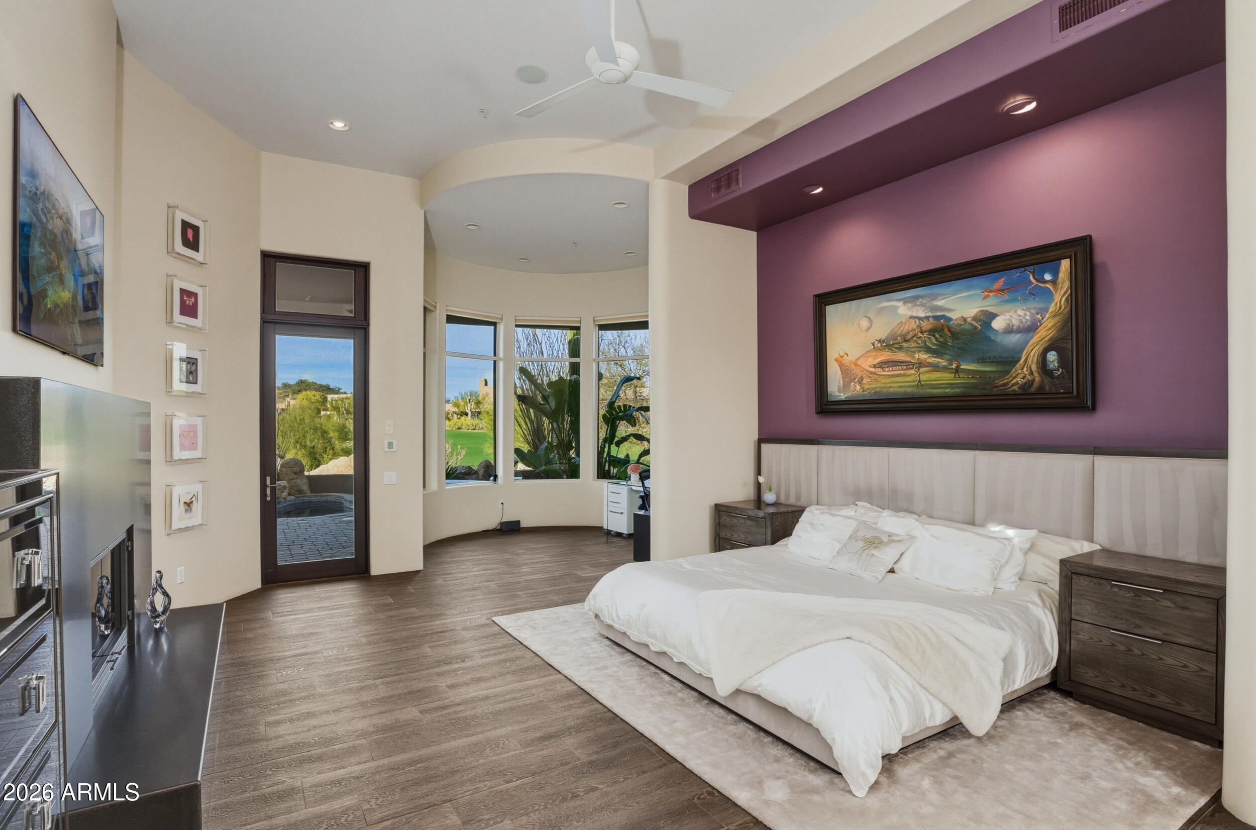 10664 E MONUMENT Drive