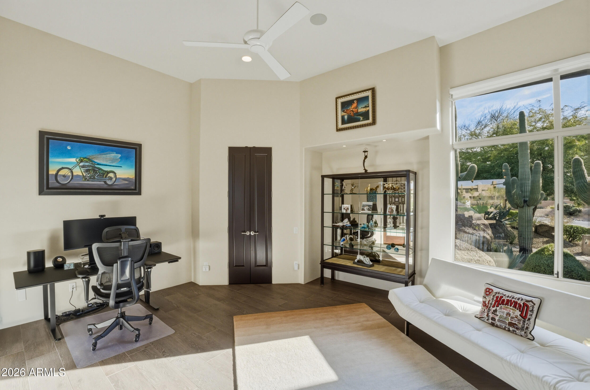 10664 E MONUMENT Drive