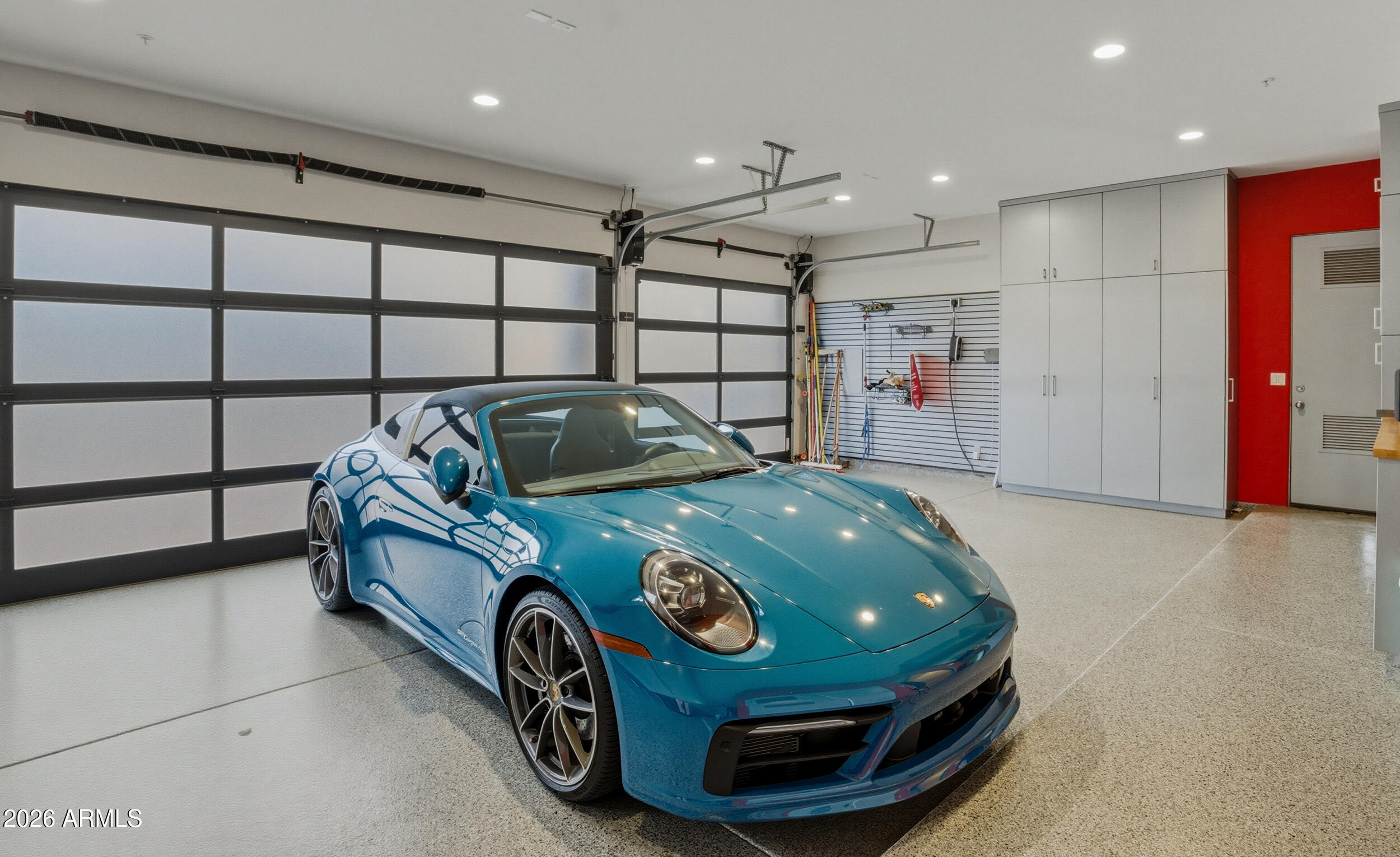 10664 E MONUMENT Drive