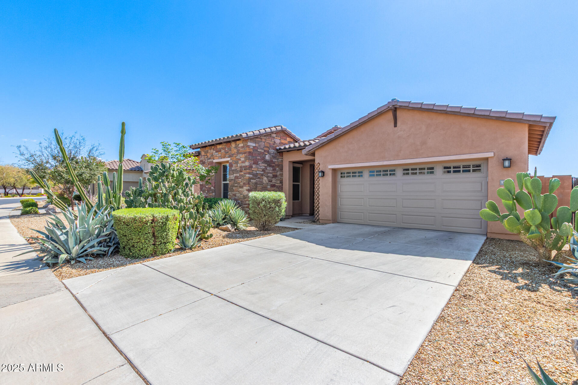 17743 W VERDIN Road