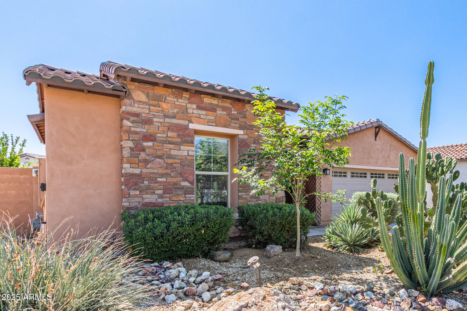 17743 W VERDIN Road