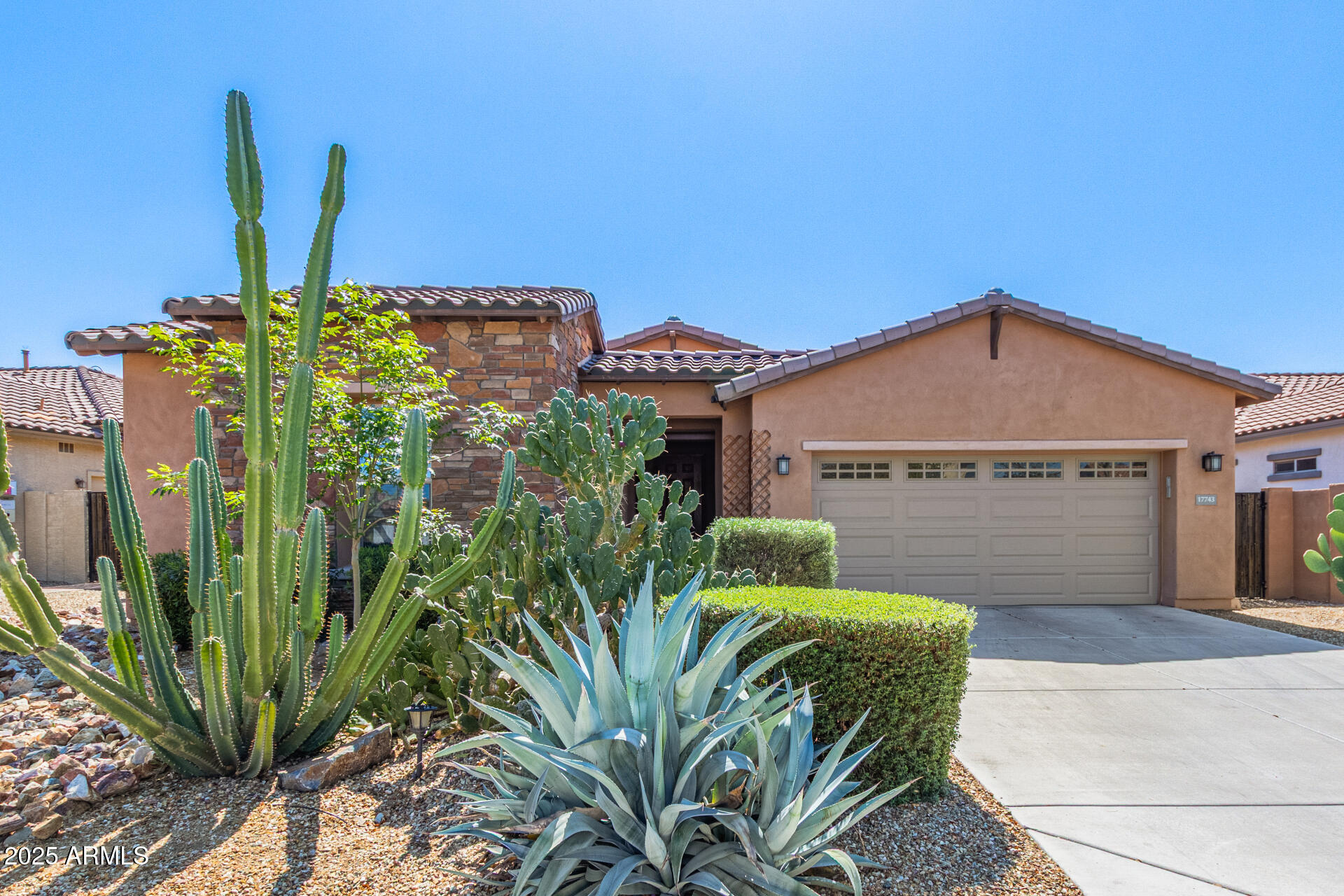 17743 W VERDIN Road