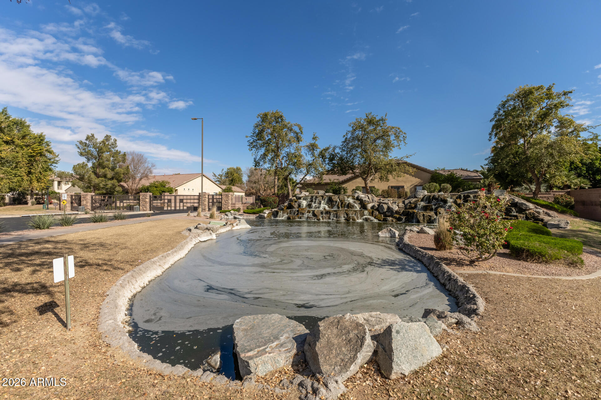 279 W KINGBIRD Drive