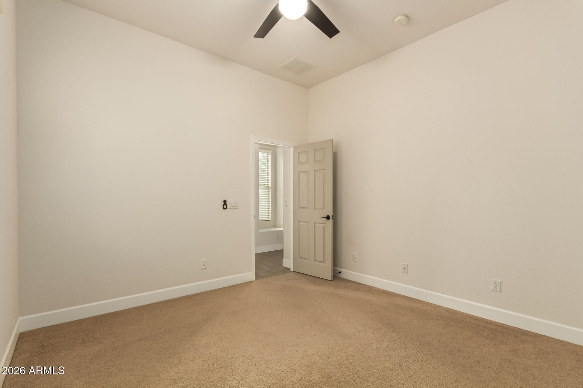 279 W KINGBIRD Drive