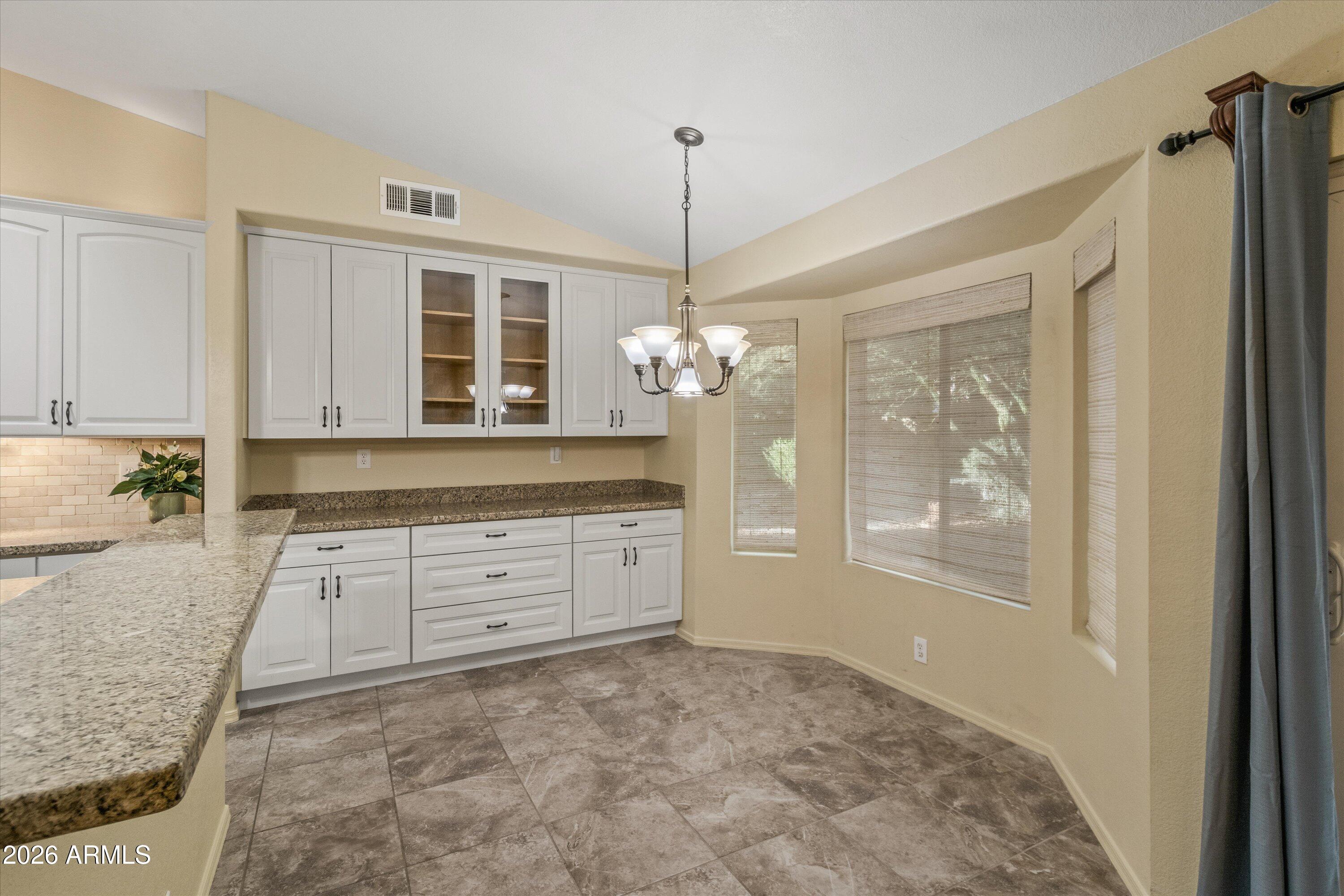 2240 E KENWOOD Street