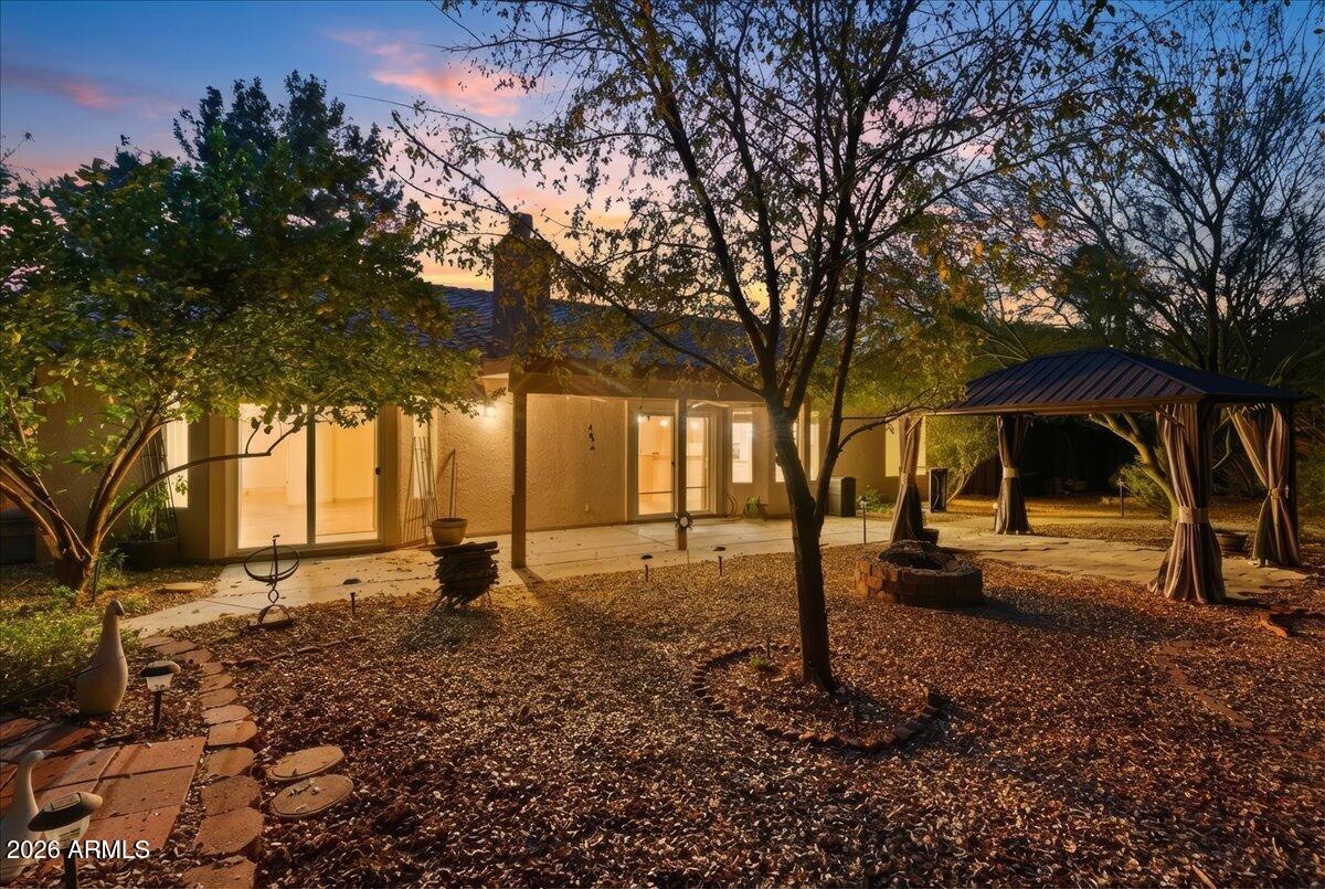 2240 E KENWOOD Street