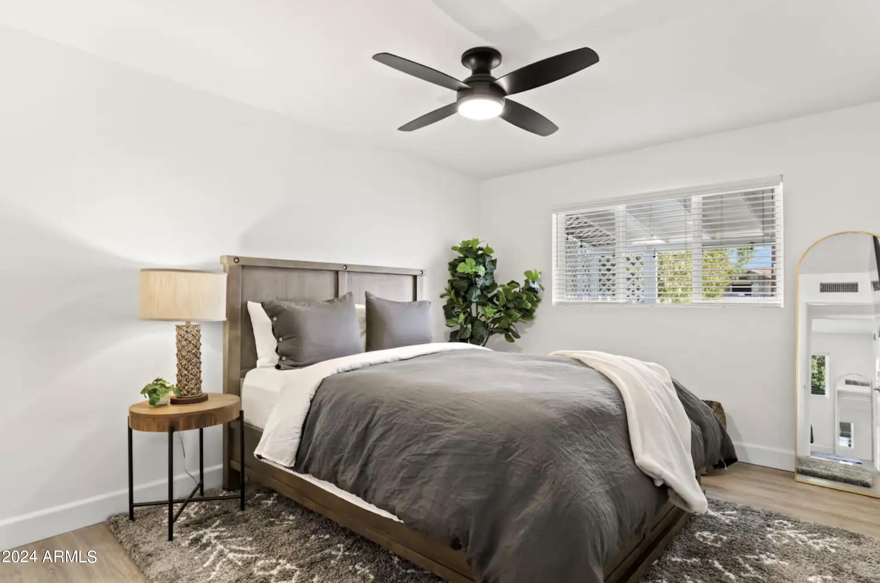 8619 E ROANOKE Avenue