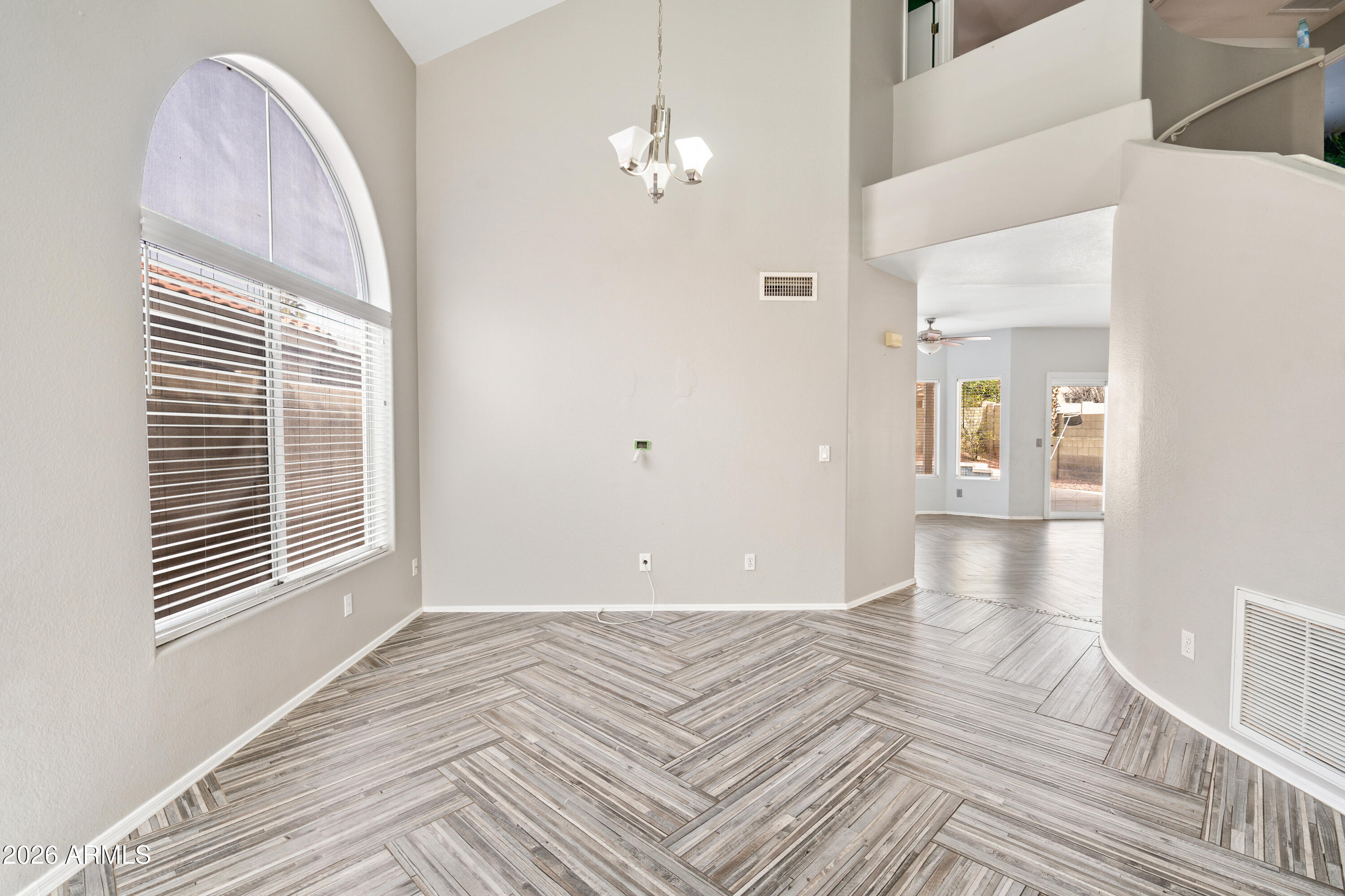 1304 E MURIEL Drive