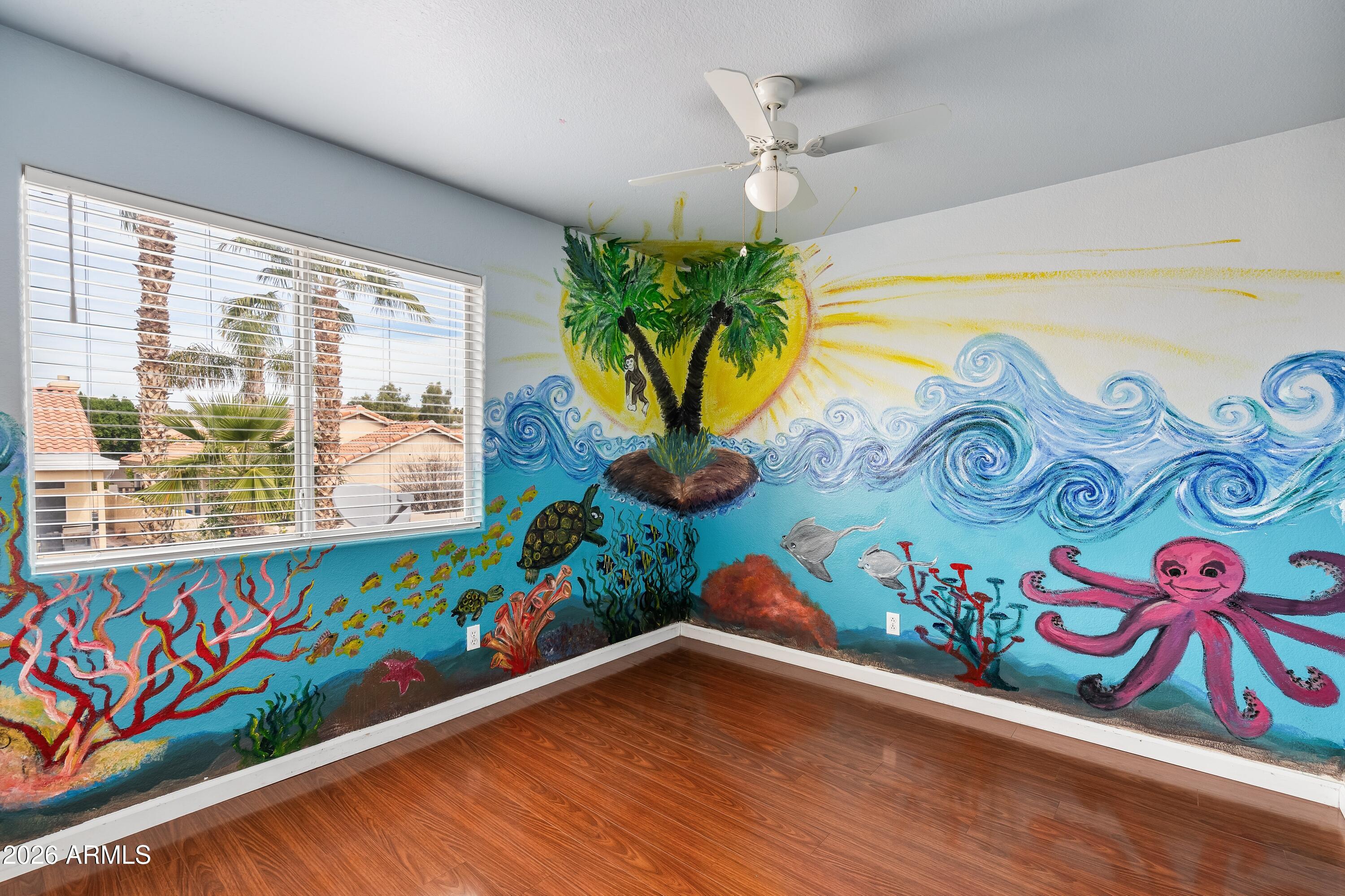 1304 E MURIEL Drive