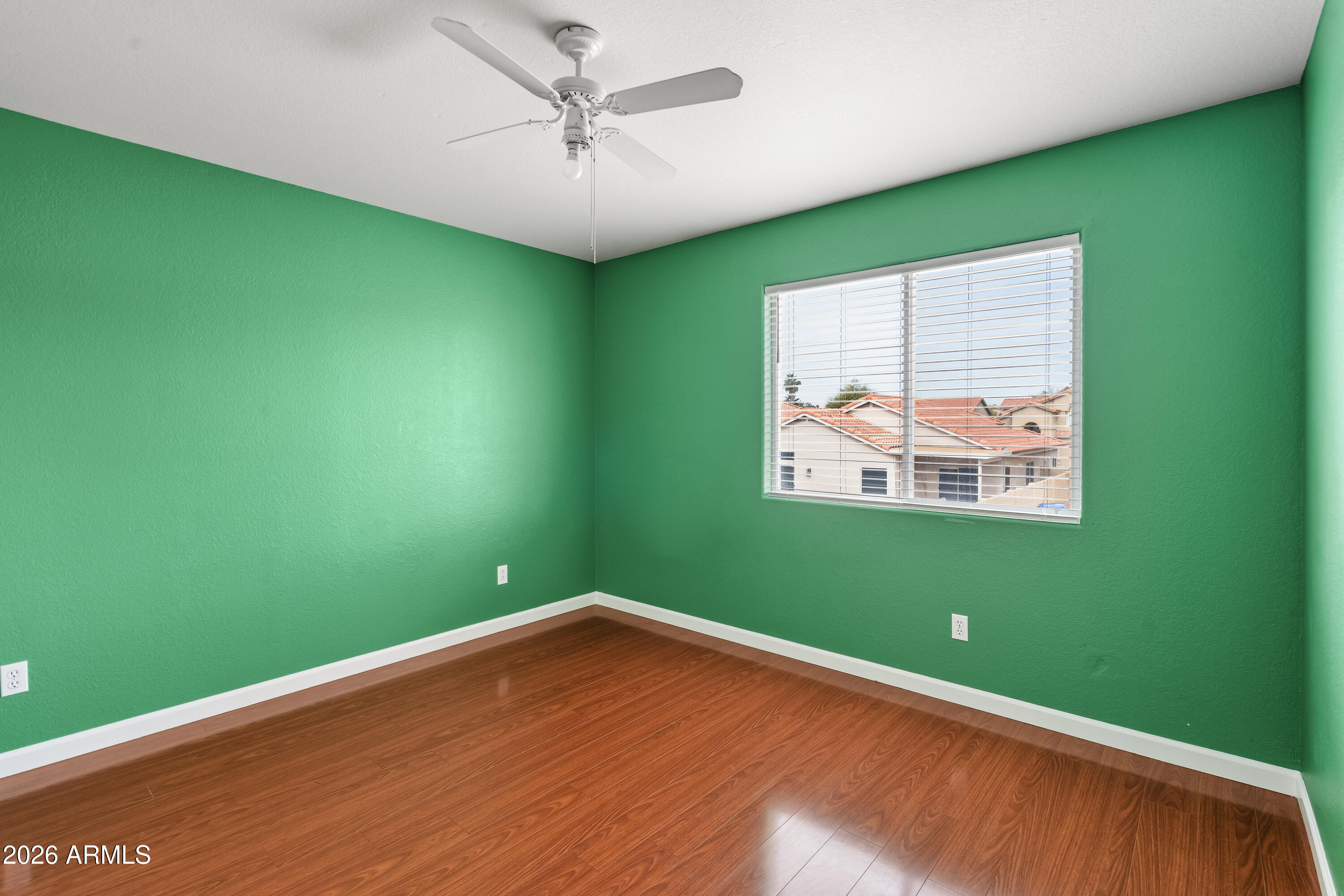 1304 E MURIEL Drive