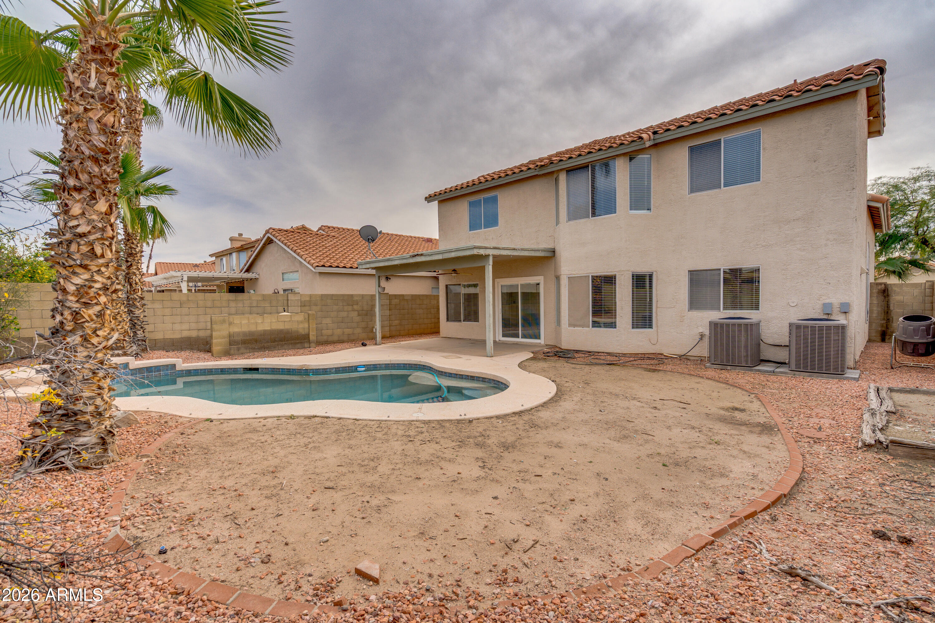 1304 E MURIEL Drive