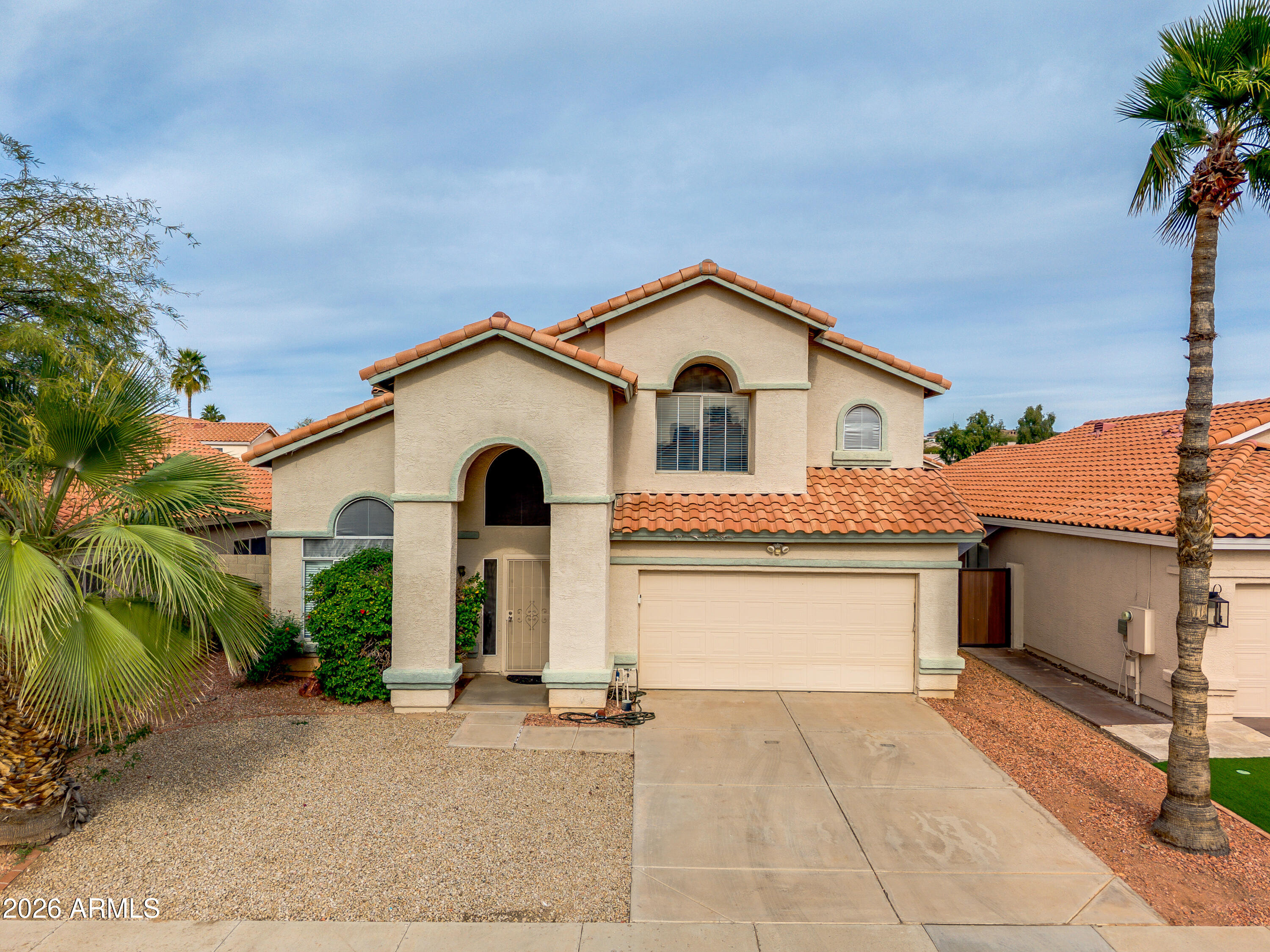1304 E MURIEL Drive